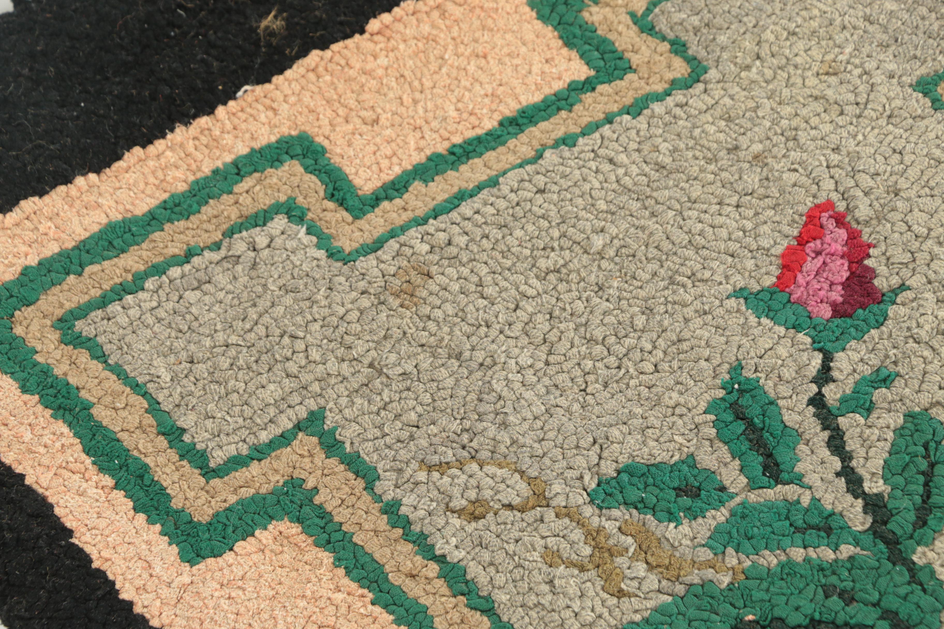 Hand-Hooked American Colonial Revival Wool Accent Rug