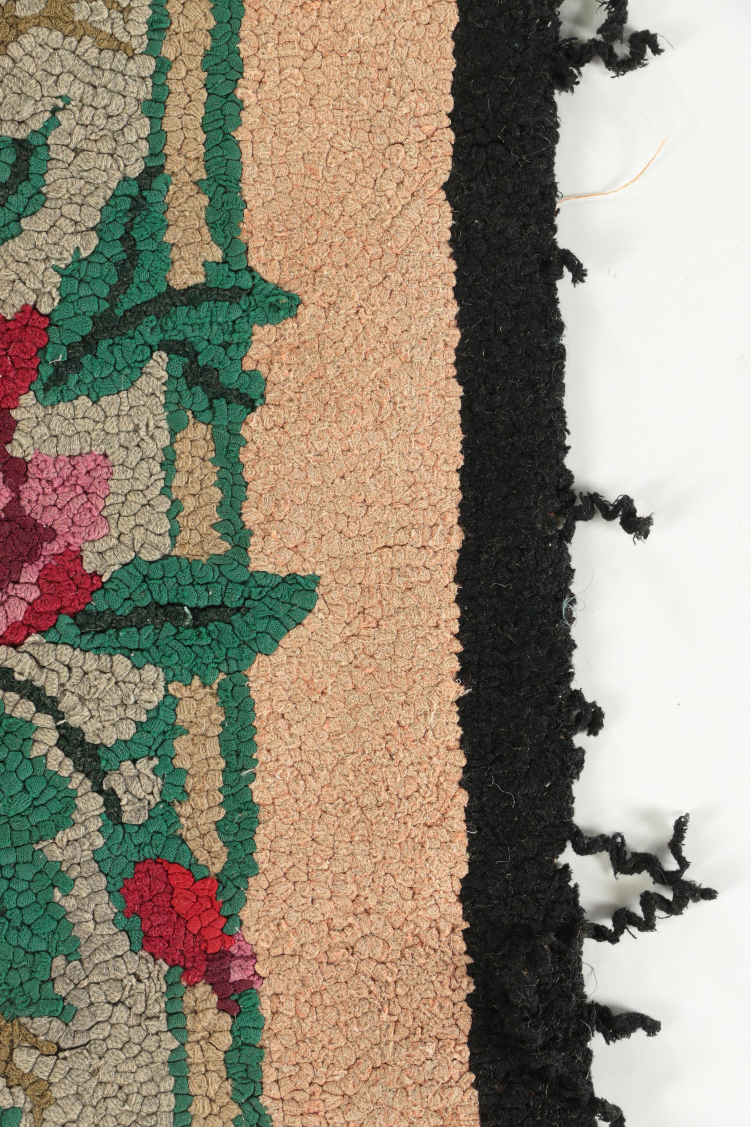 Hand-Hooked American Colonial Revival Wool Accent Rug