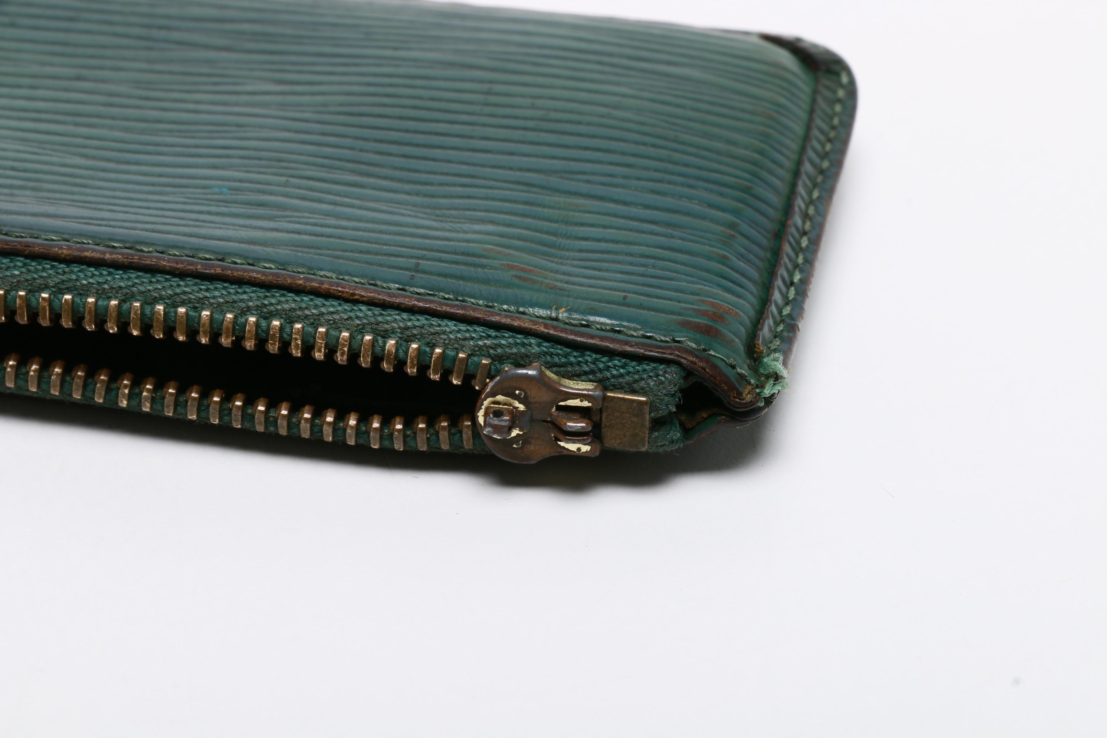 Louis Vuitton Toledo Blue EPI Leather Sarah Wallet and Borneo Green Key Holder