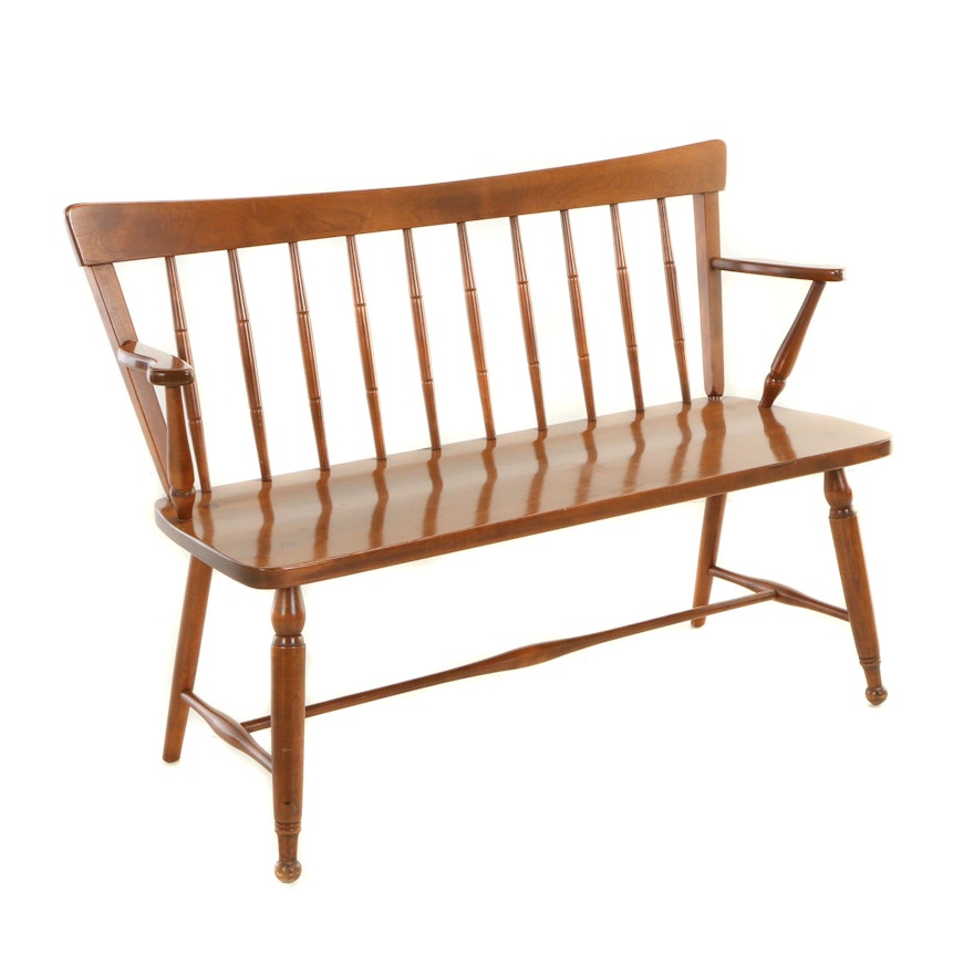 Baumritter Corp., Windsor Style Maple "Ethan Allen" Bench, Mid/Late 20th Century