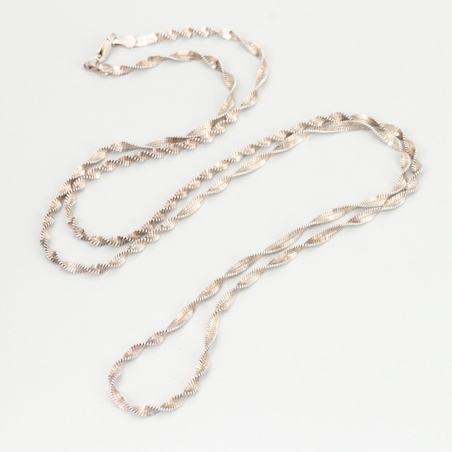 Sterling Silver Twisted Herringbone Chain Necklace