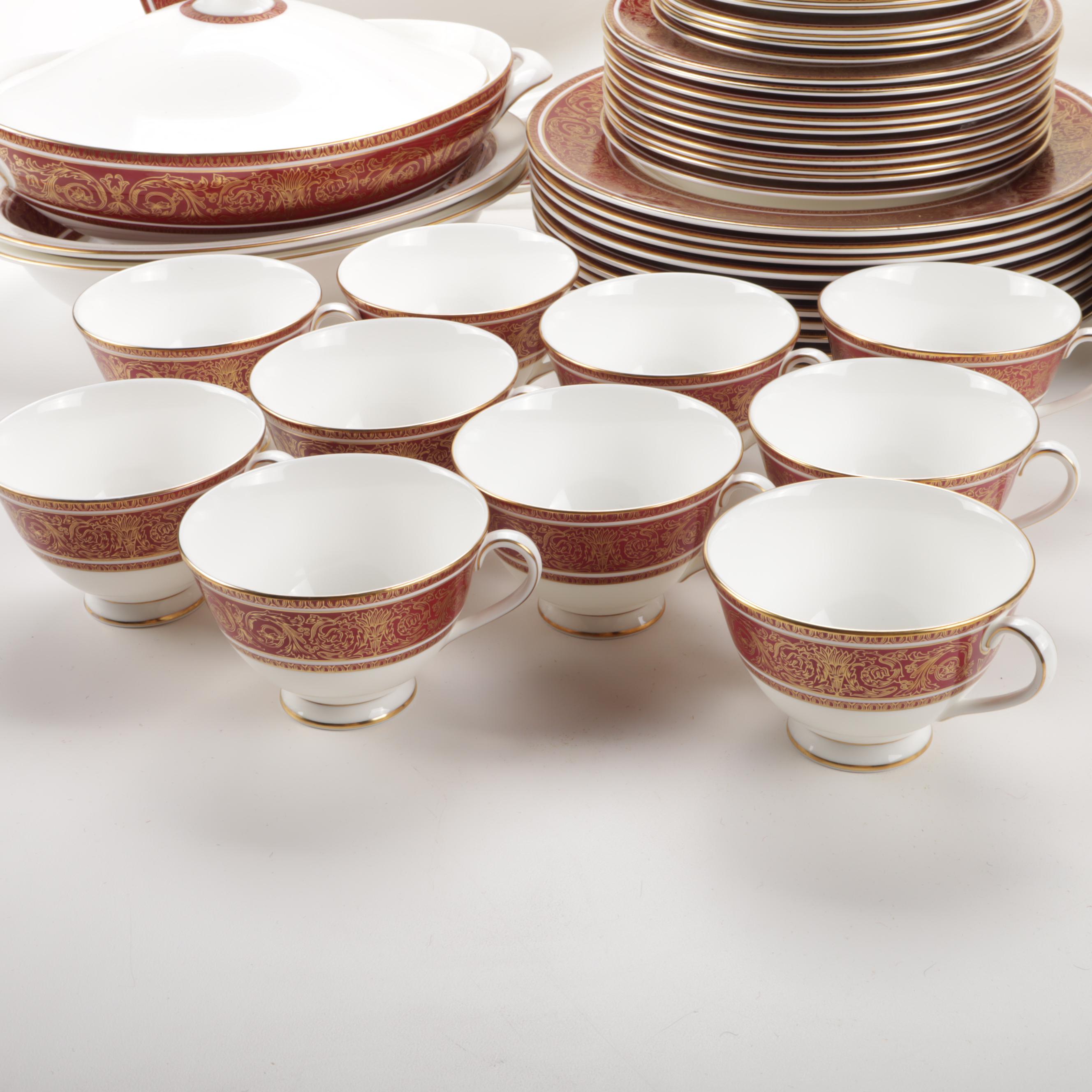 Royal Doulton "Buckingham" Gilt English Fine Bone China