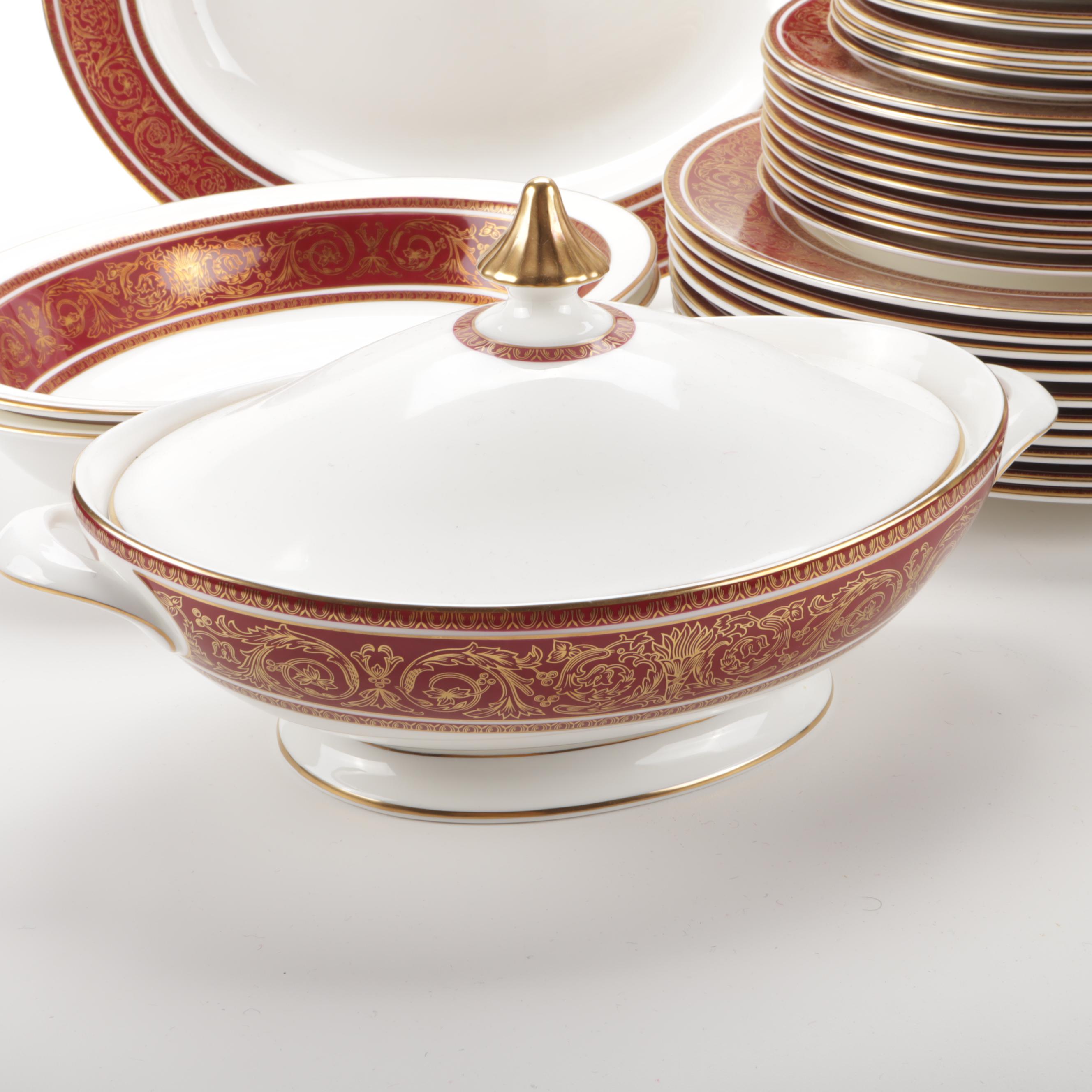 Royal Doulton "Buckingham" Gilt English Fine Bone China