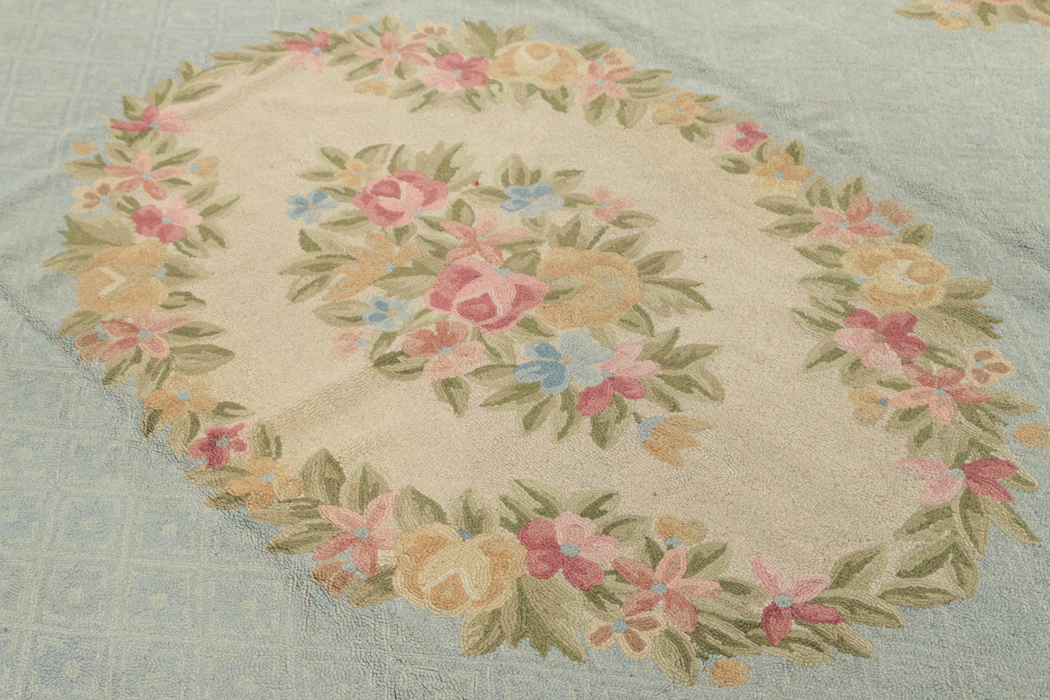 Hand-Hooked American Colonial Revival Wool Room Sized Rug