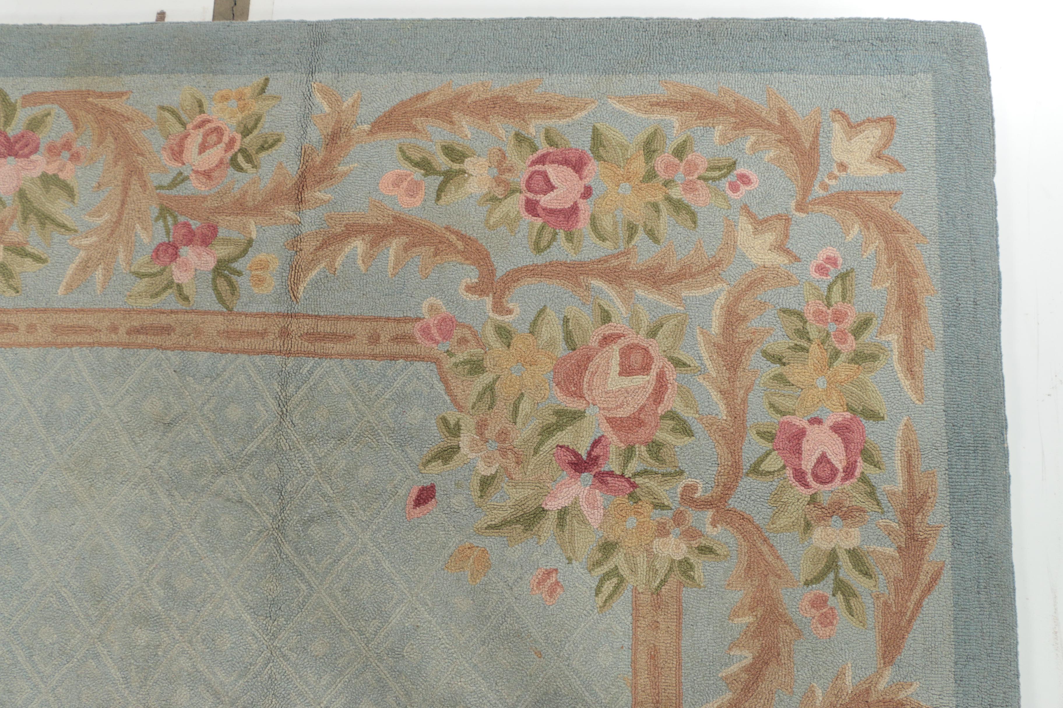 Hand-Hooked American Colonial Revival Wool Room Sized Rug