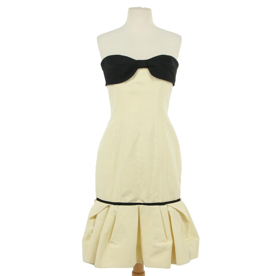 Carolina Herrera New York Sweetheart Cocktail Dress in Ivory and Black