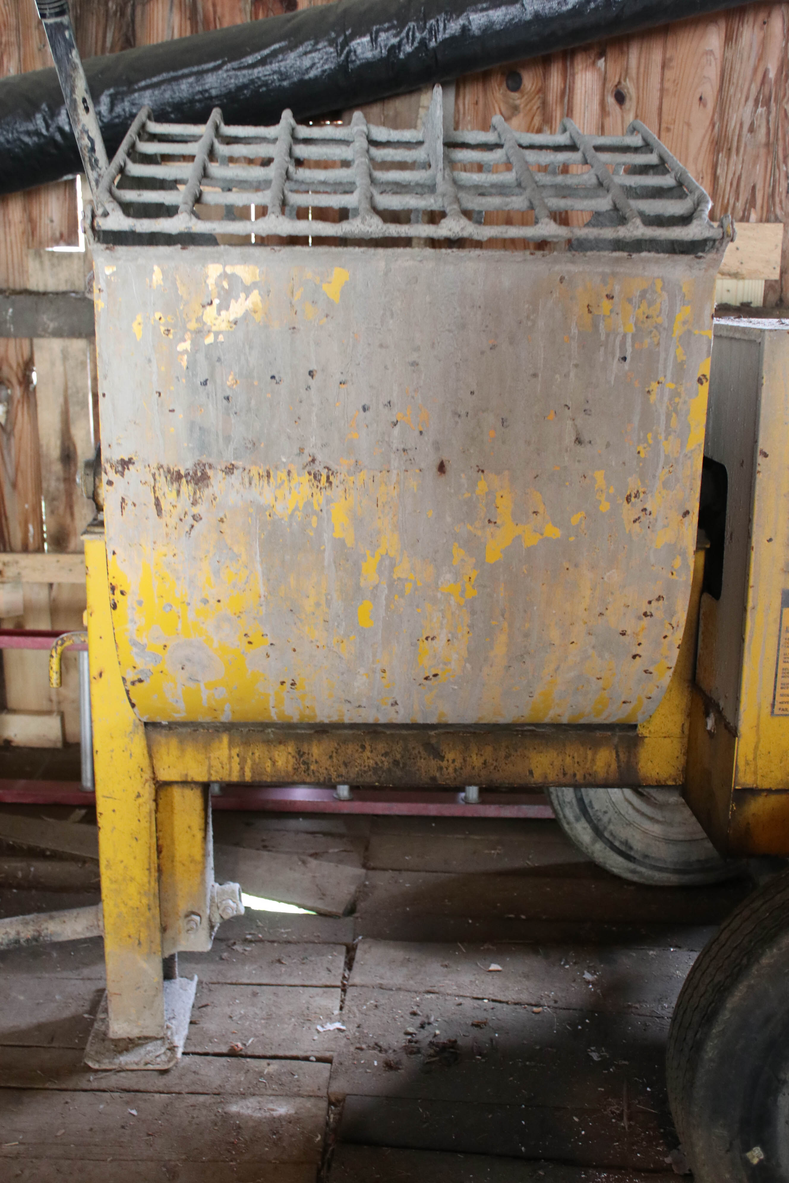 Stow Model 30H Mortar Mixer