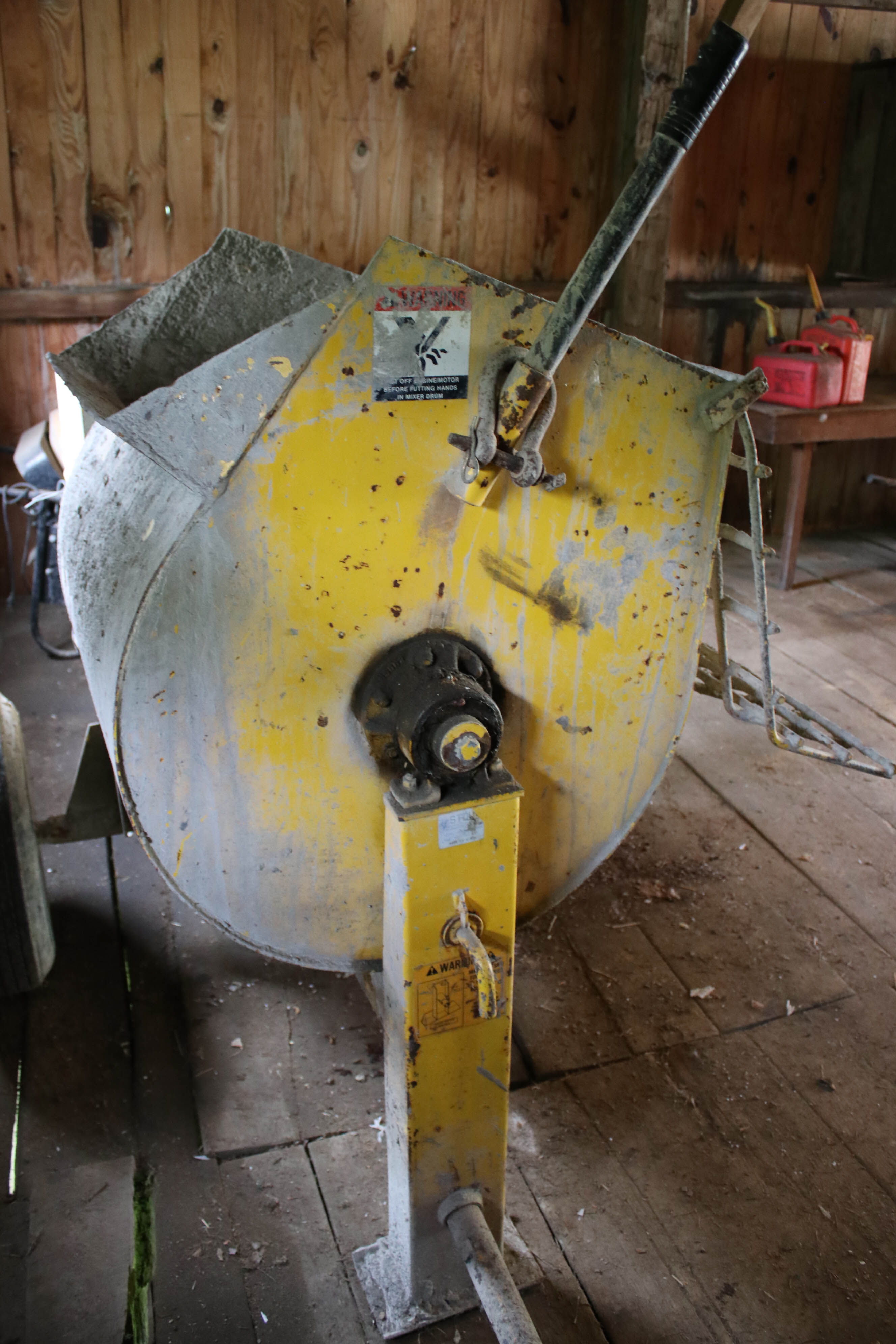 Stow Model 30H Mortar Mixer