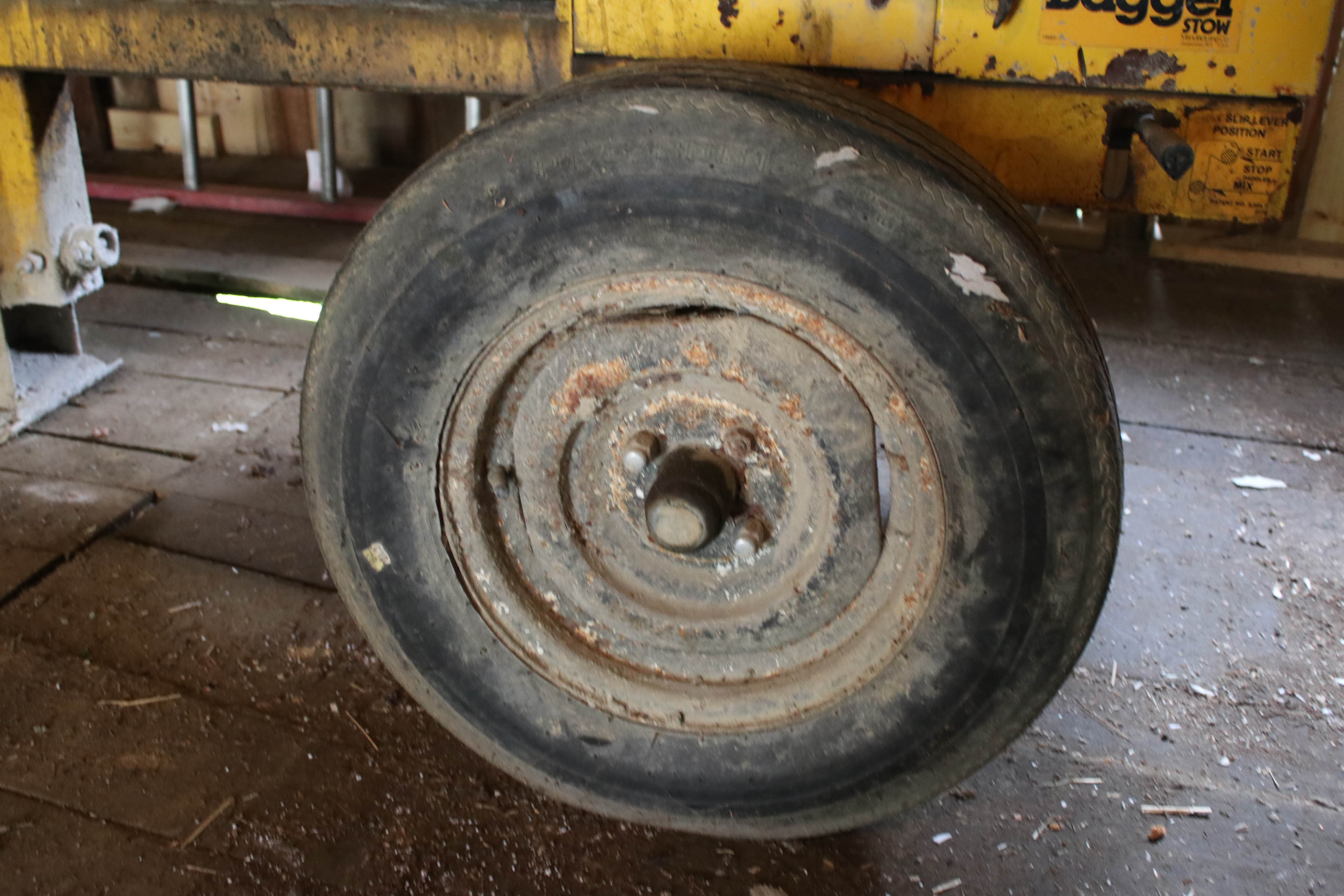 Stow Model 30H Mortar Mixer