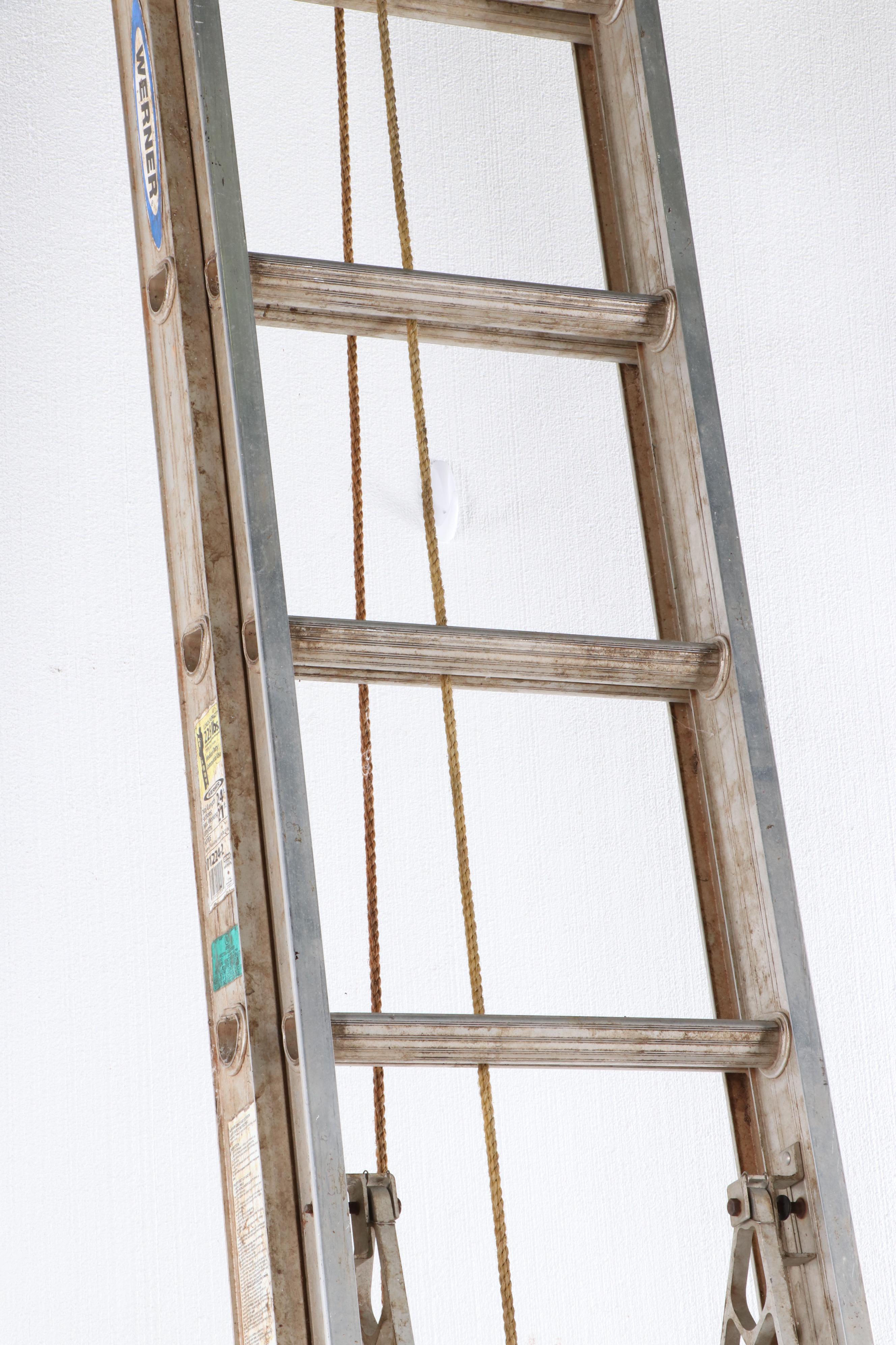 Werner 26-Foot Extension Ladder with Stabilizer