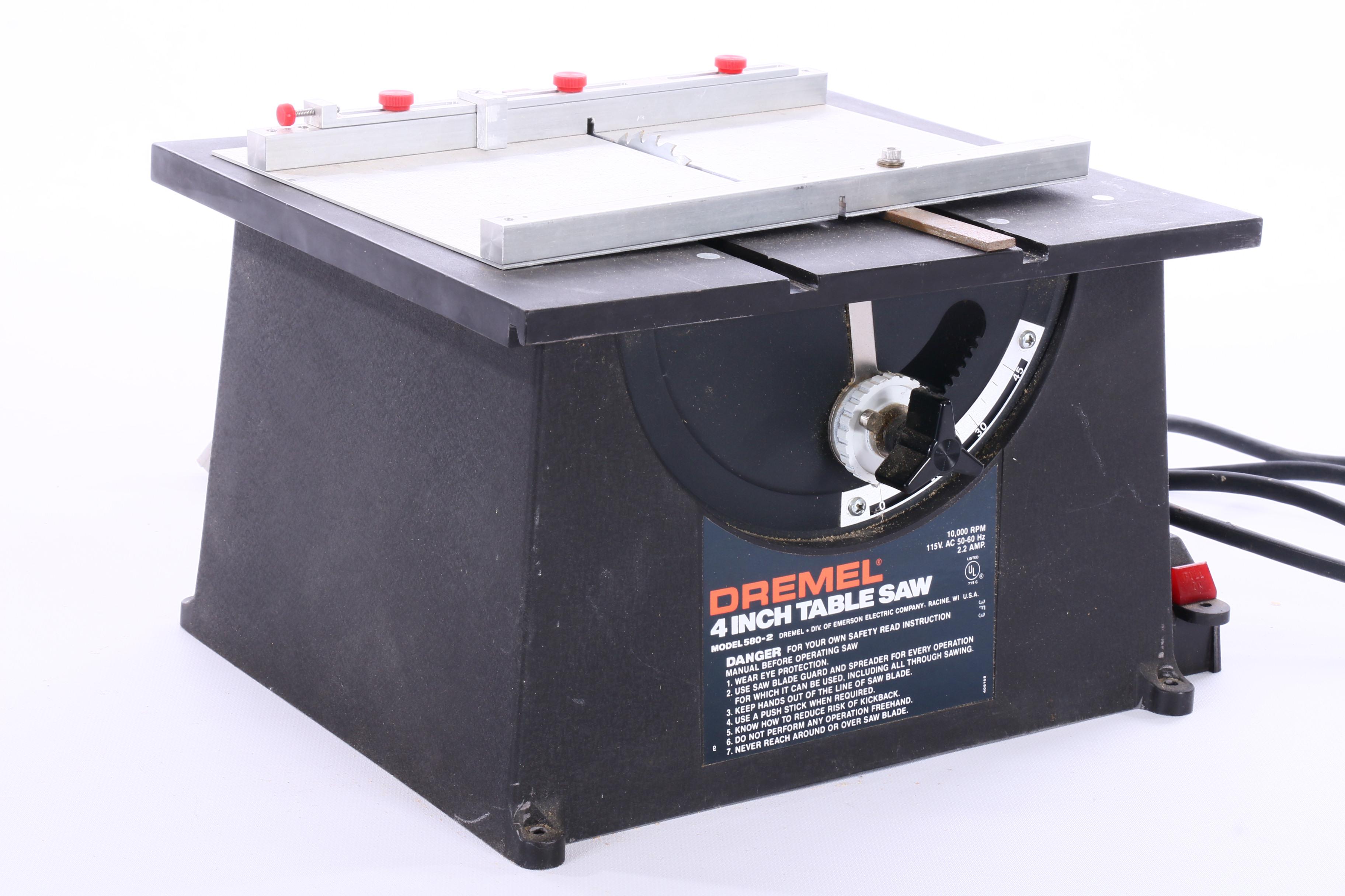 Dremel Moto-Lathe 700-1 Table 15" Scroll Saw with Sander Attachments