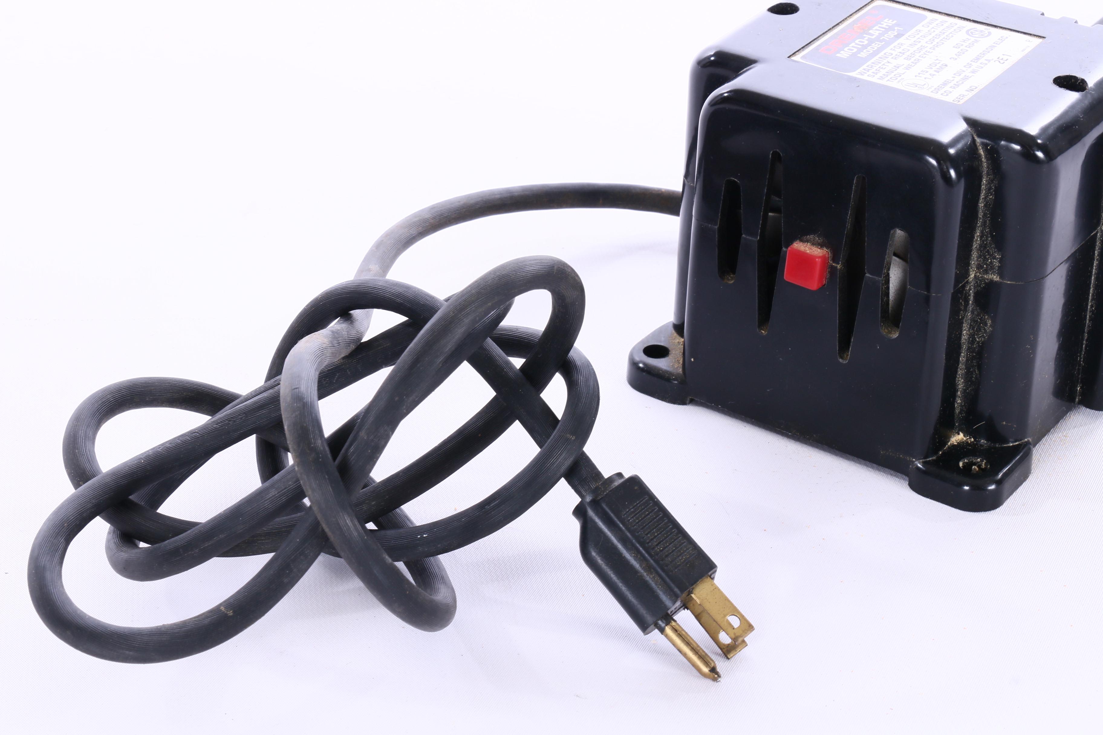 Dremel Moto-Lathe 700-1 Table 15" Scroll Saw with Sander Attachments