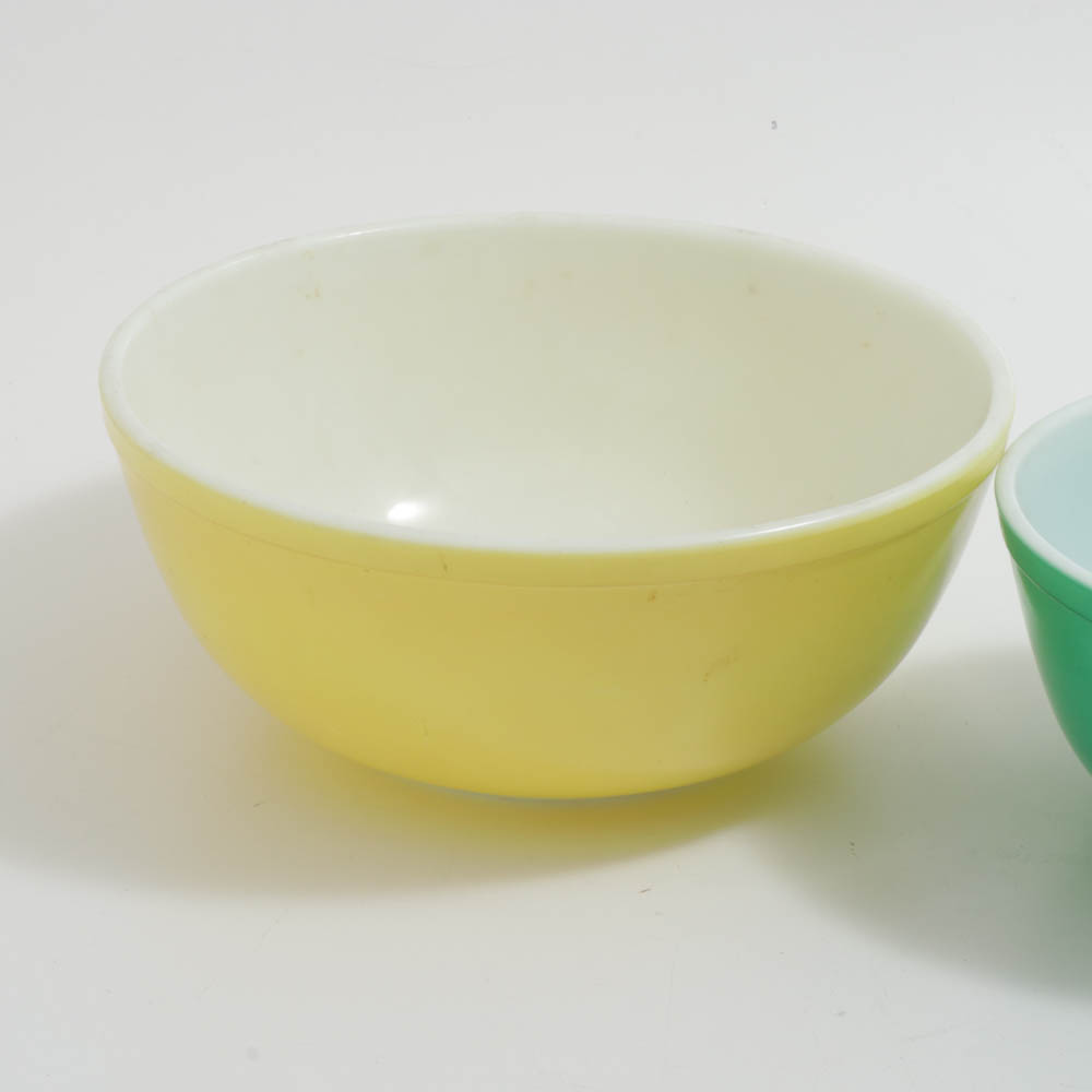 Pyrex "Primary Colors" Nested Mixing Bowls