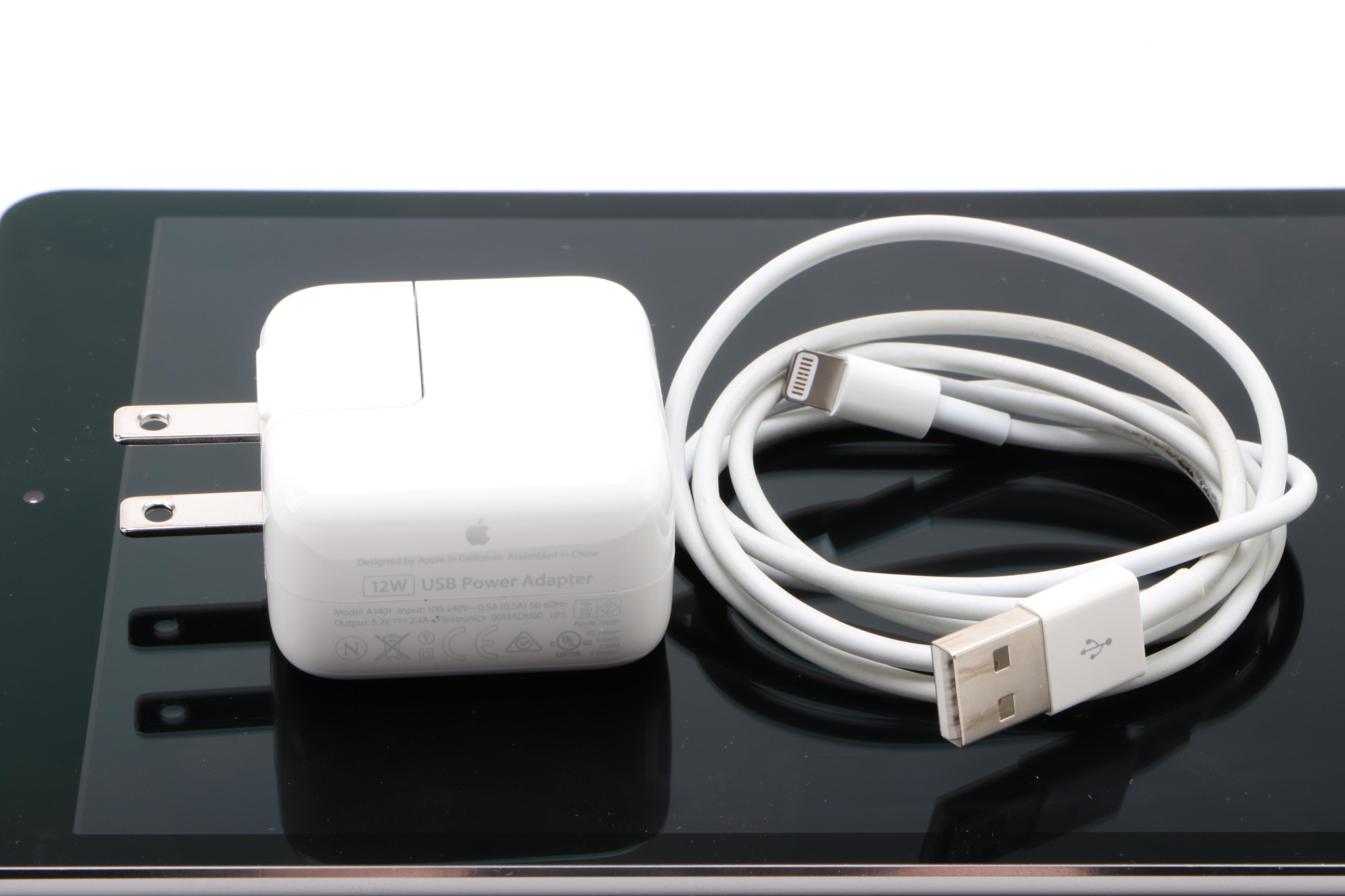 128GB Apple iPad mini 4 with Lightning Cable and Power Adapter