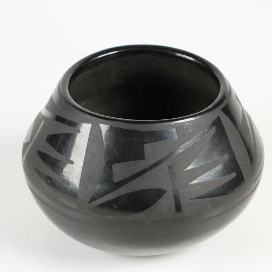 Mata Ortiz Style Blackware Earthenware Bowl