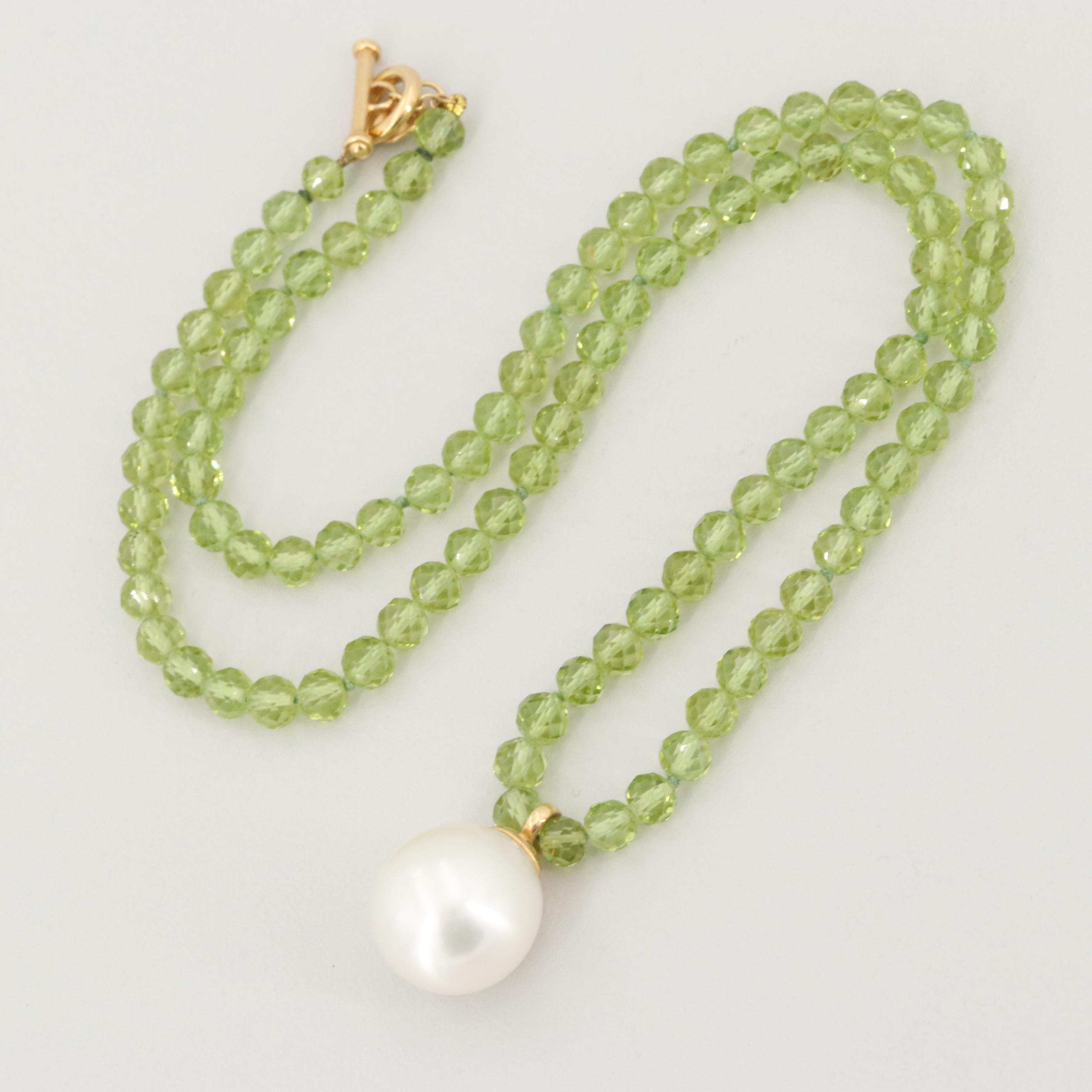 Tiffany & Co. 18K Yellow Gold Cultured Pearl and Peridot  Necklace