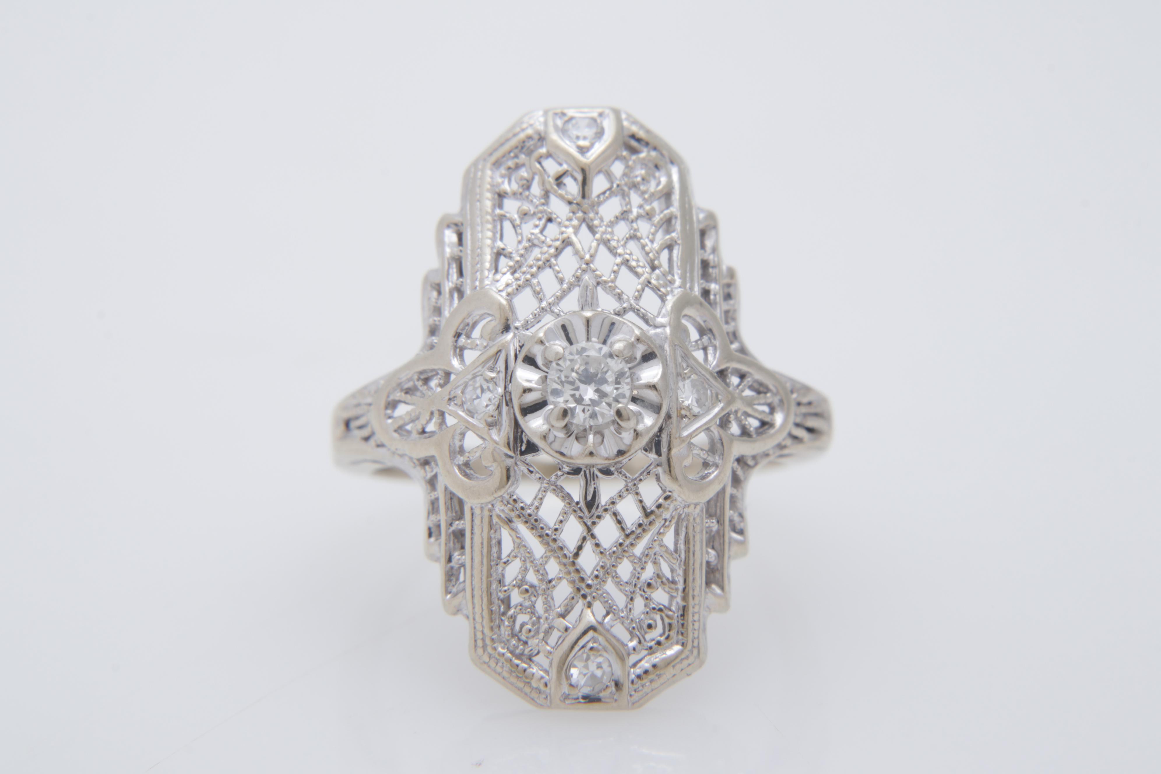 Late Edwardian 14K White Gold Diamond Ring
