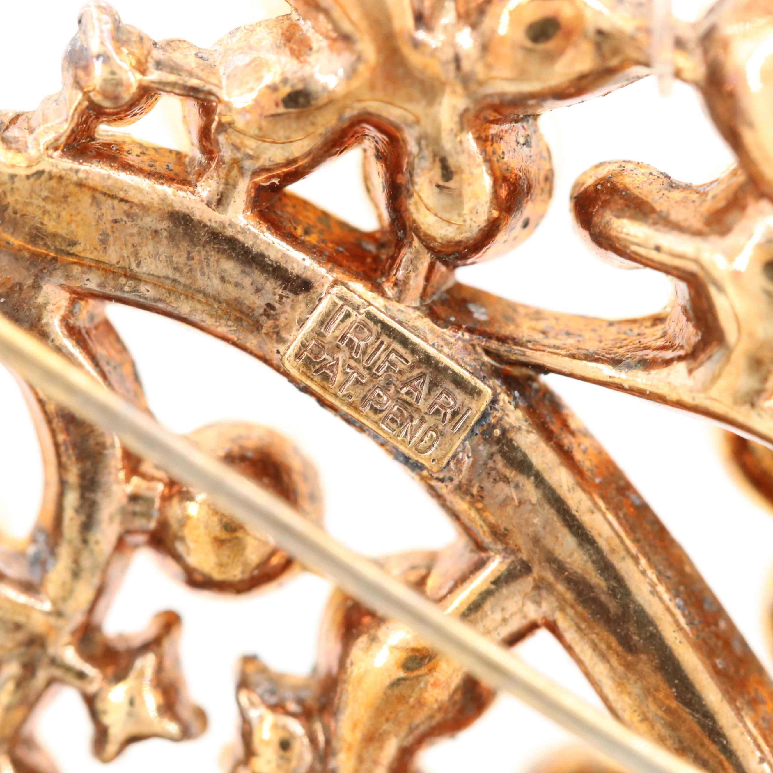 Vintage Trifari Rhinestone Brooch