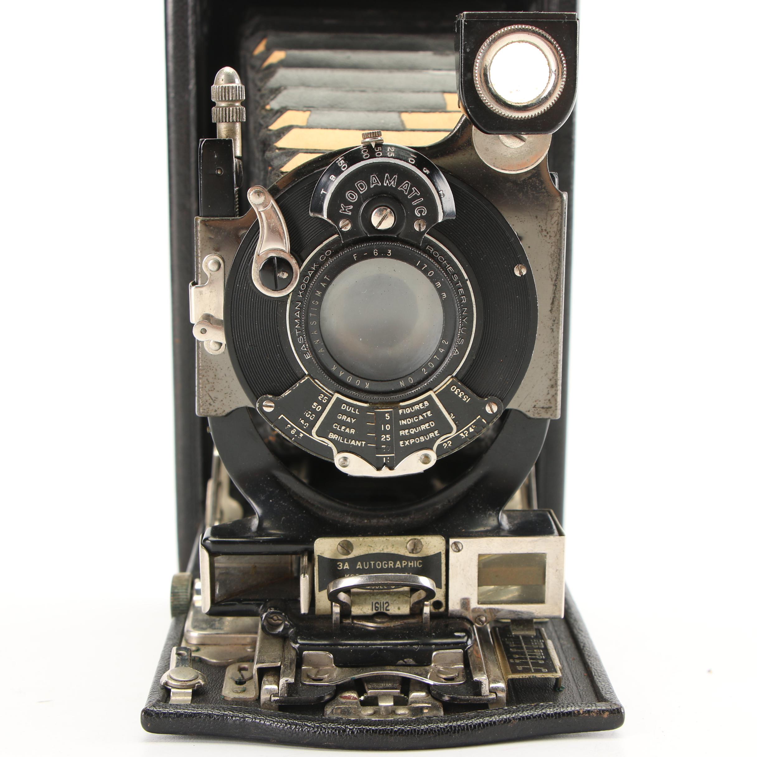 Vintage Kodak 3A Autographic Model B Brownie Camera with Camera Bag