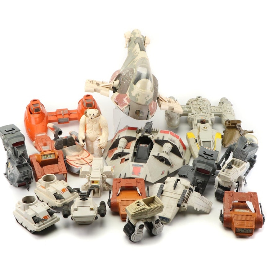 Various "Star Wars" Gun Ships, Drone Toys and Figurines