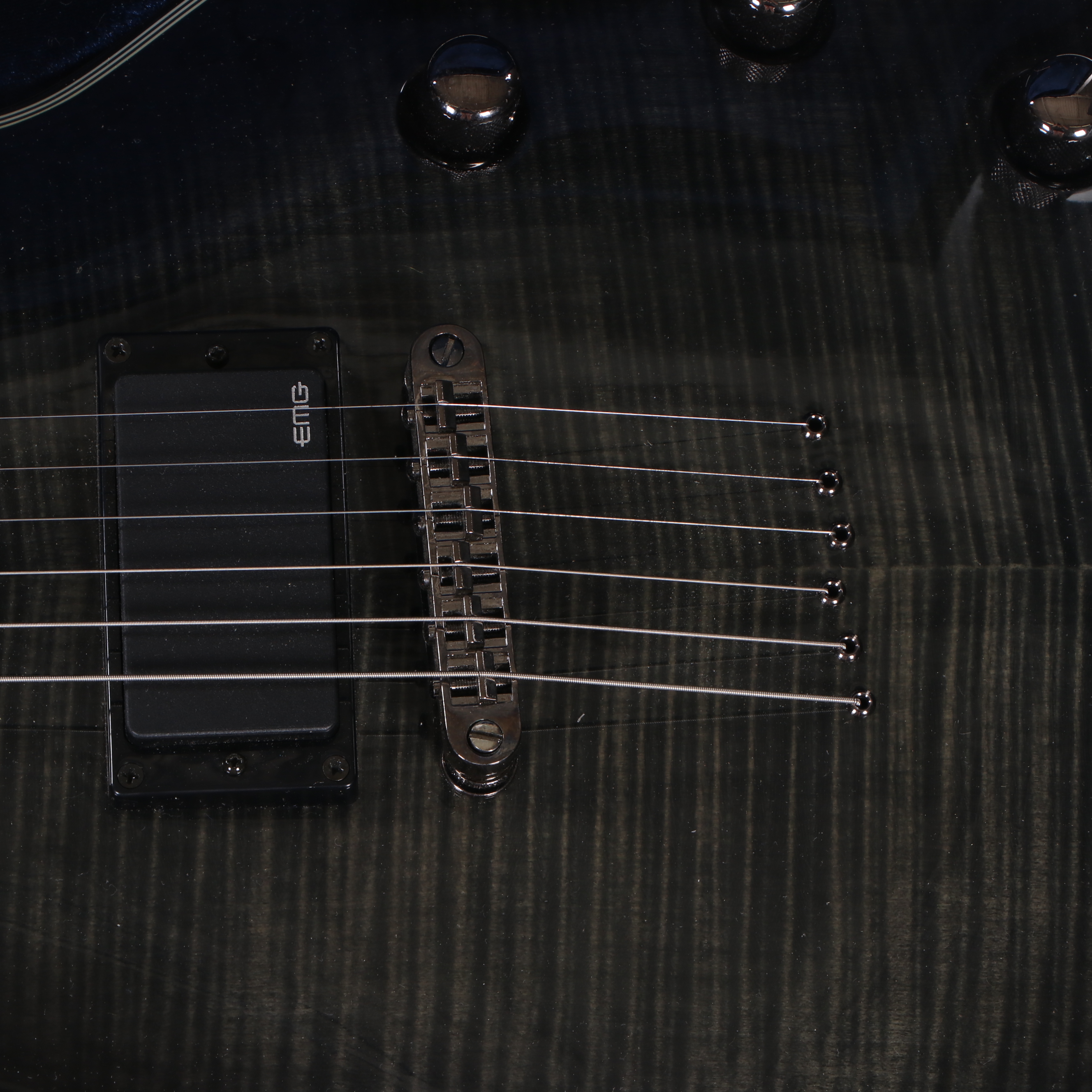 Schecter Diamond Series Damien Solo Elite Electric Guitar with Case