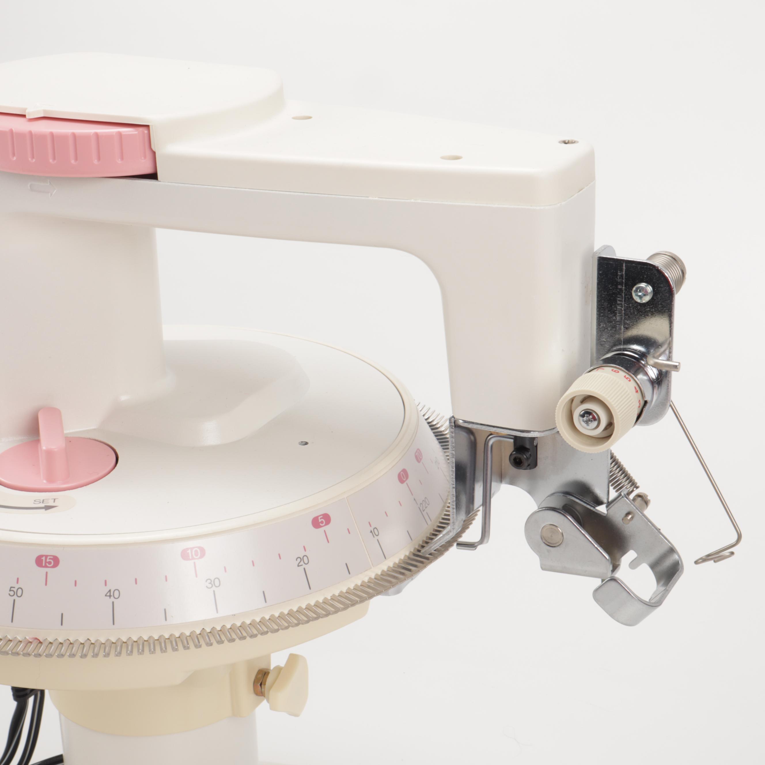 Studio DL1000 Electric Linker Knitting Machine