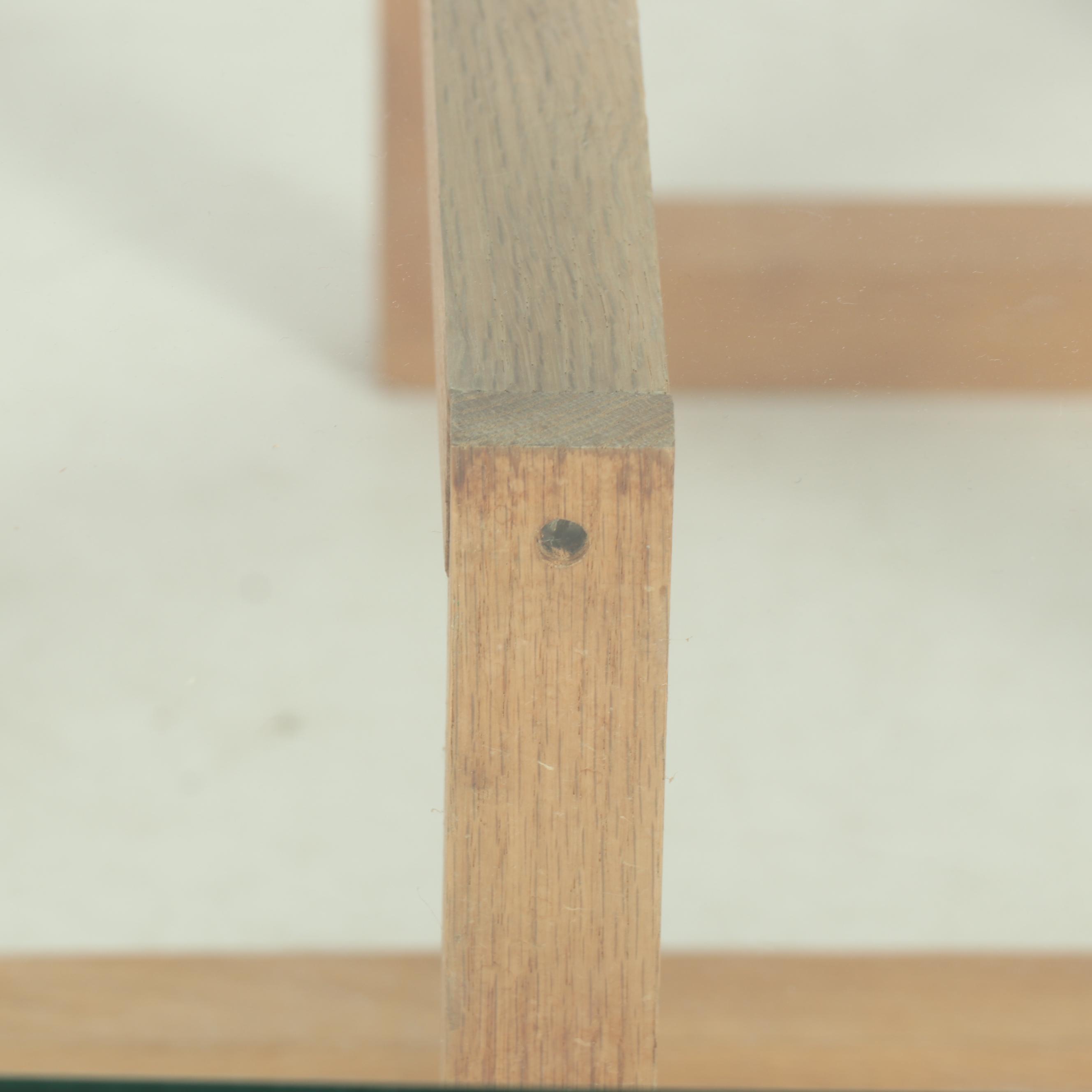 Comtemporary Wooden Stand Coffee Table with Glass Top