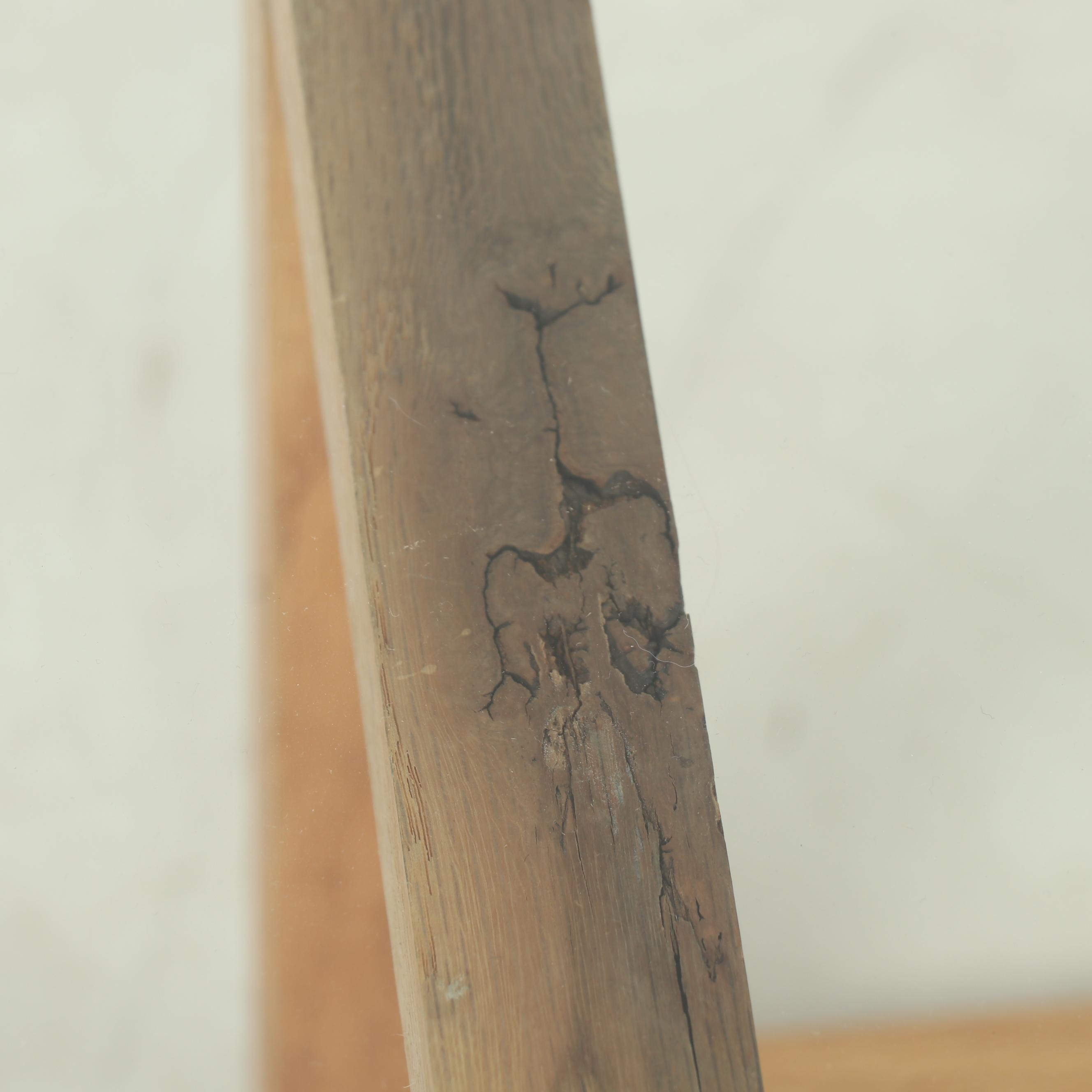 Comtemporary Wooden Stand Coffee Table with Glass Top