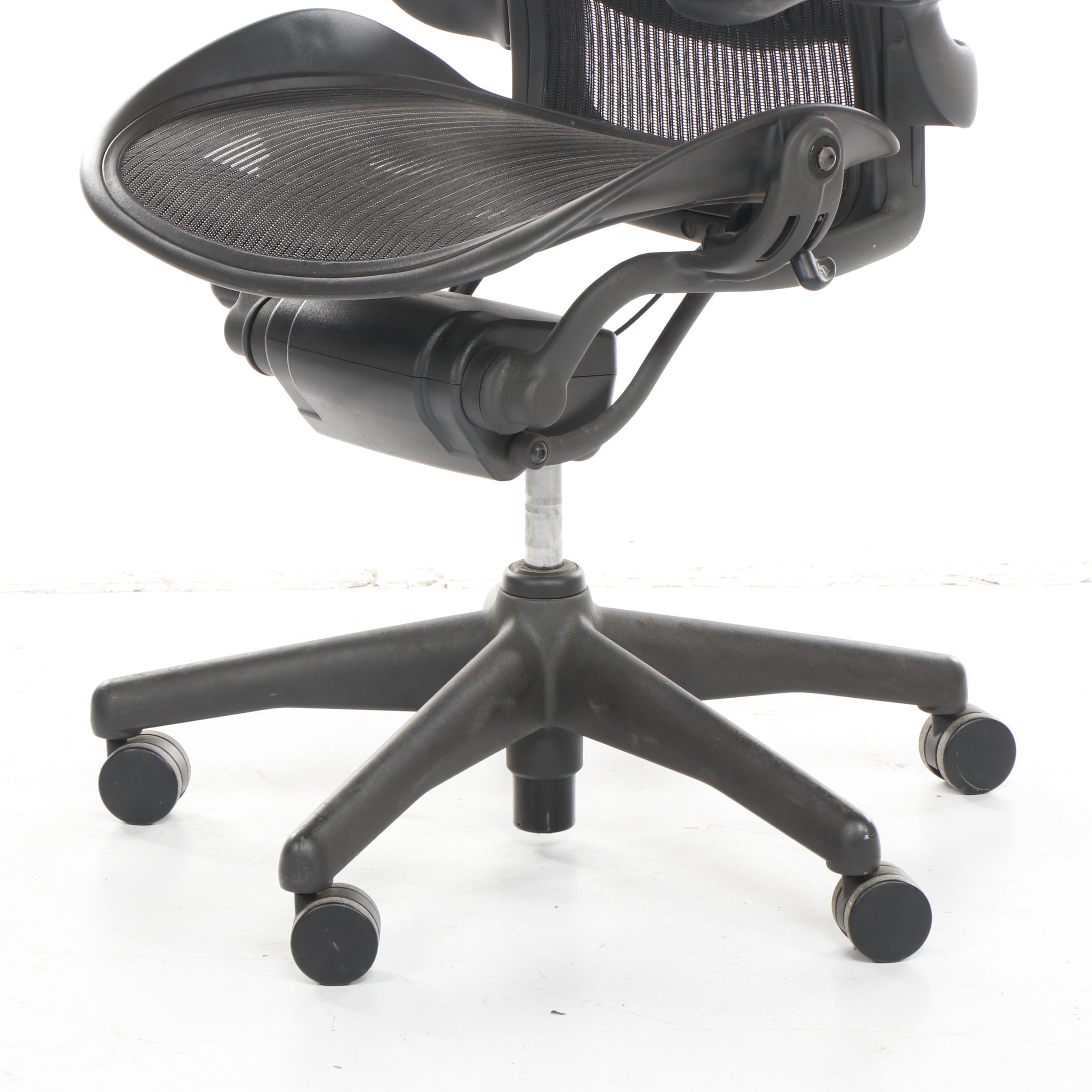 Herman Miller "Aeron" Adjustable Black Office Desk Chair, 1998