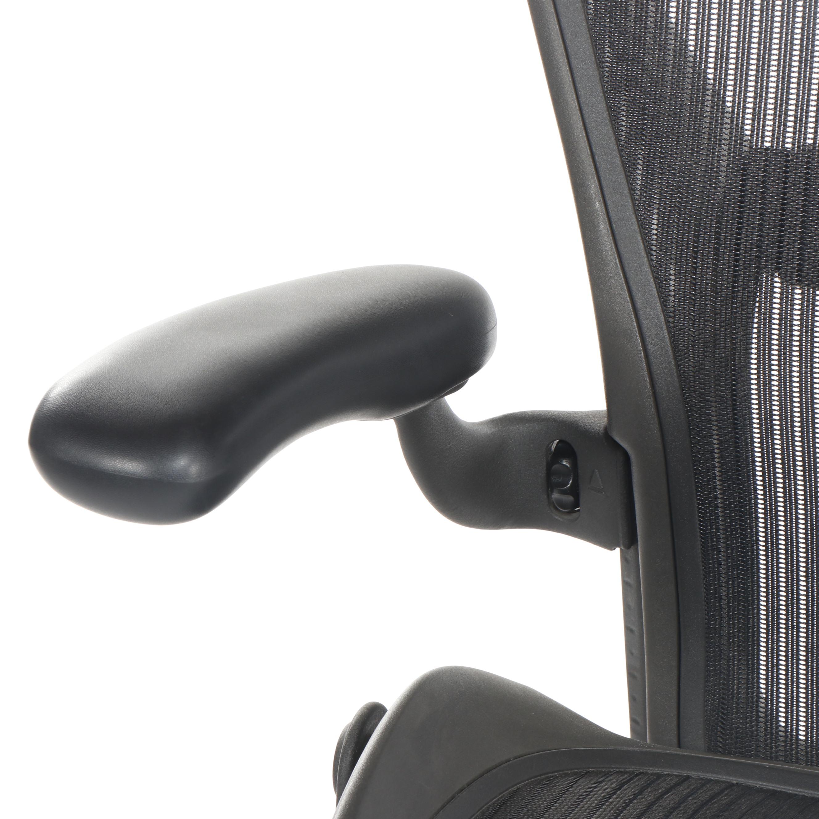 Herman Miller "Aeron" Adjustable Black Office Desk Chair, 2000