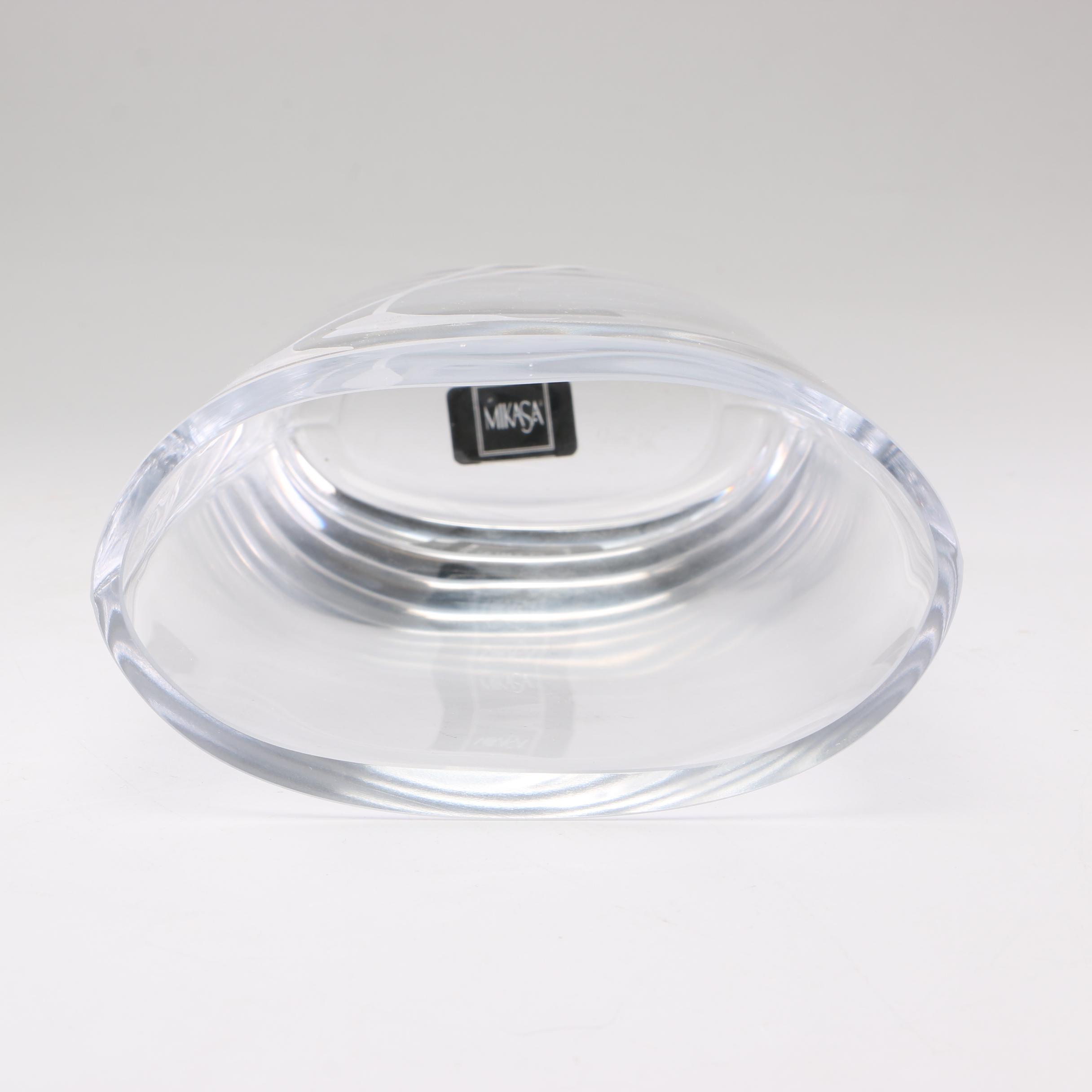 Mikasa "Calla Lily" Oval Glass Vase