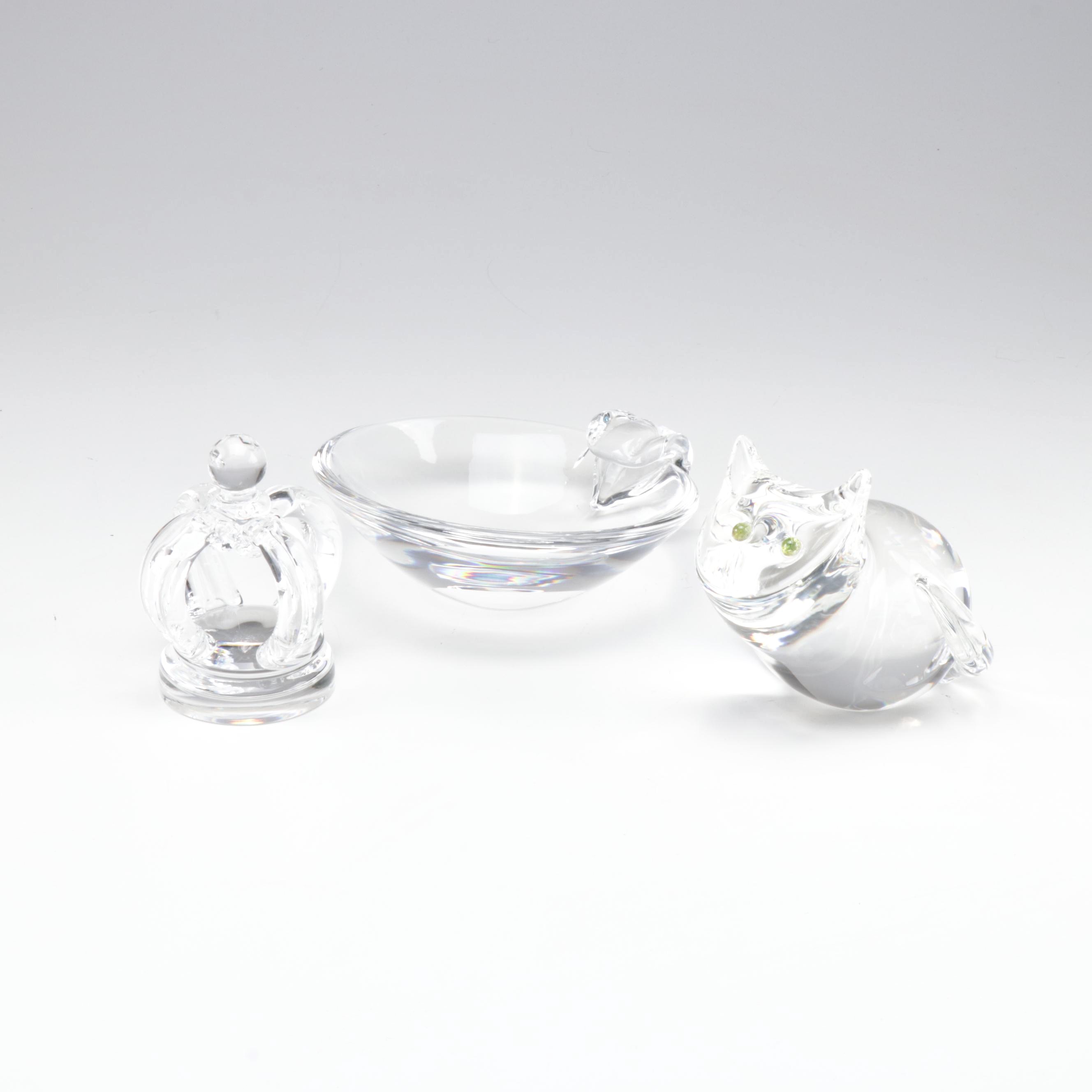 Steuben Art Glass Bowl, Cat and Crown Figures EBTH
