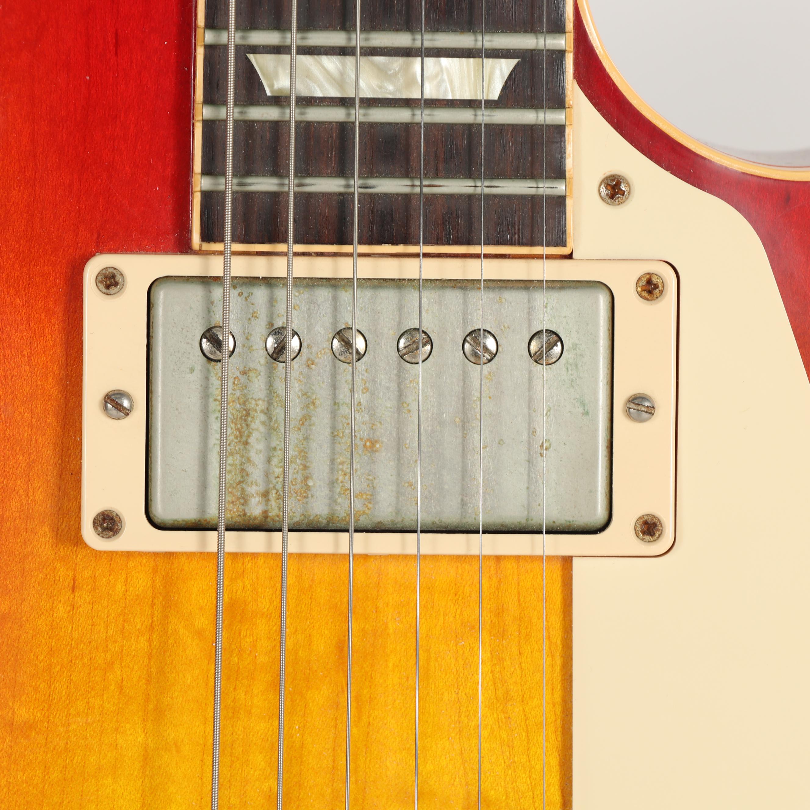 Gibson Les Paul Model Satin Cherry Sunburst Electric Guitar with Case