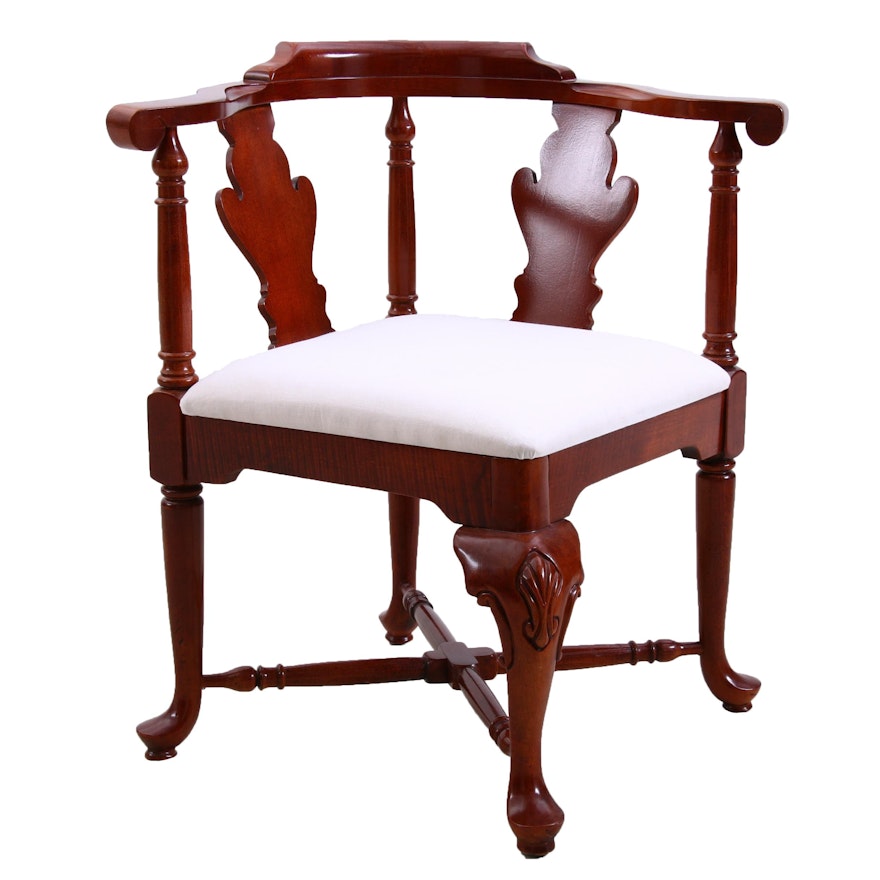 Queen Anne Style Mahogany Corner Chair, Mid to Late 20th Century