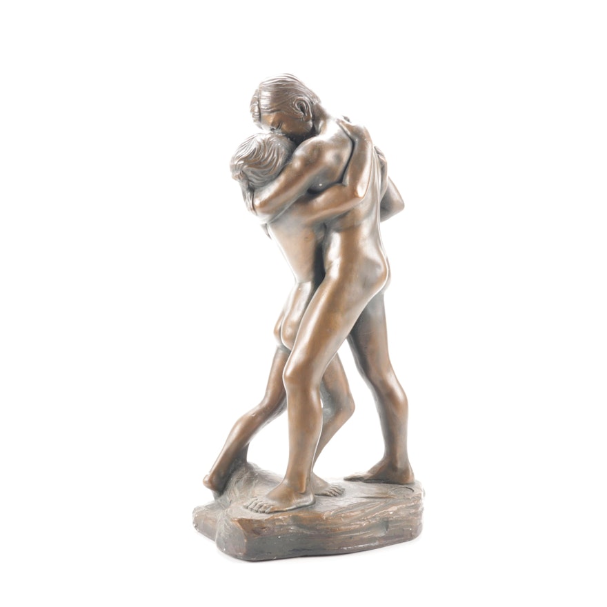 Marwal Kissing Couple Sculpture
