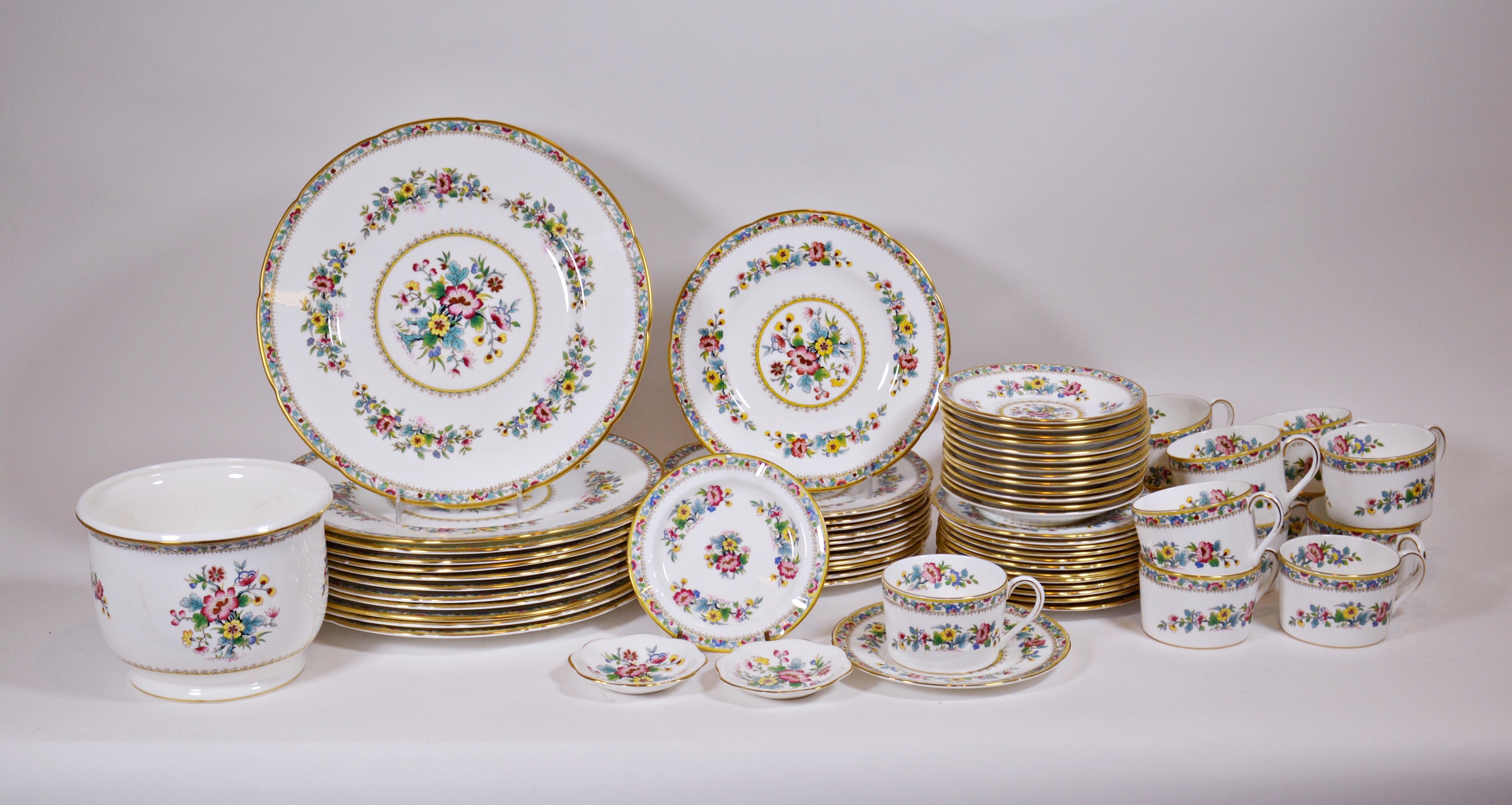 Coalport "Ming Rose" China Dinnerware for Twelve, 1970 - 1993