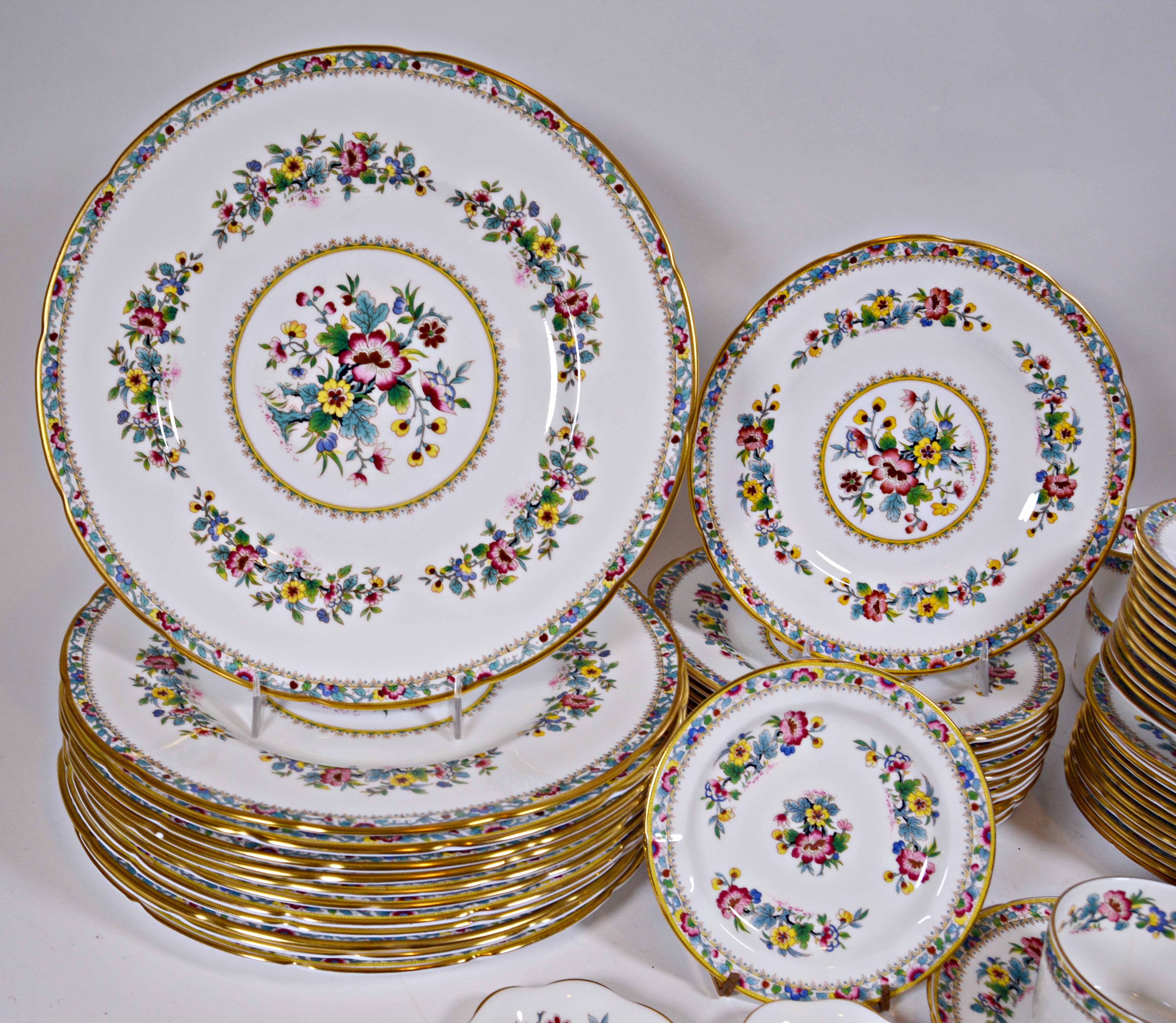 Coalport "Ming Rose" China Dinnerware for Twelve, 1970 - 1993