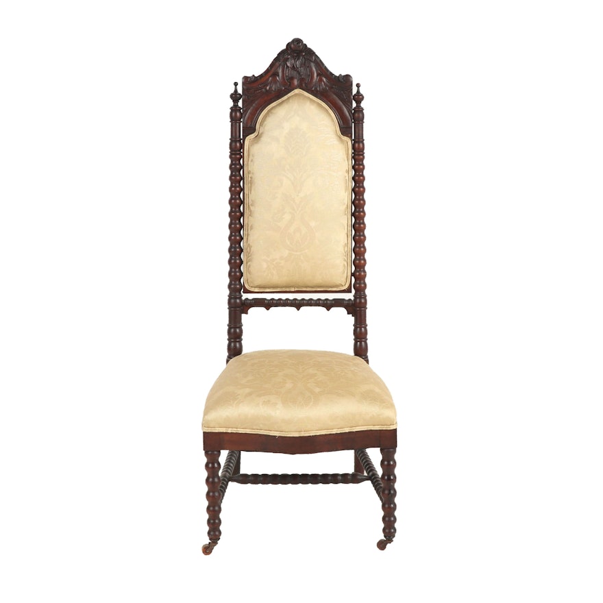 Victorian/Neo-Gothic Carved Wooden Hall Chair, Late 19th Century