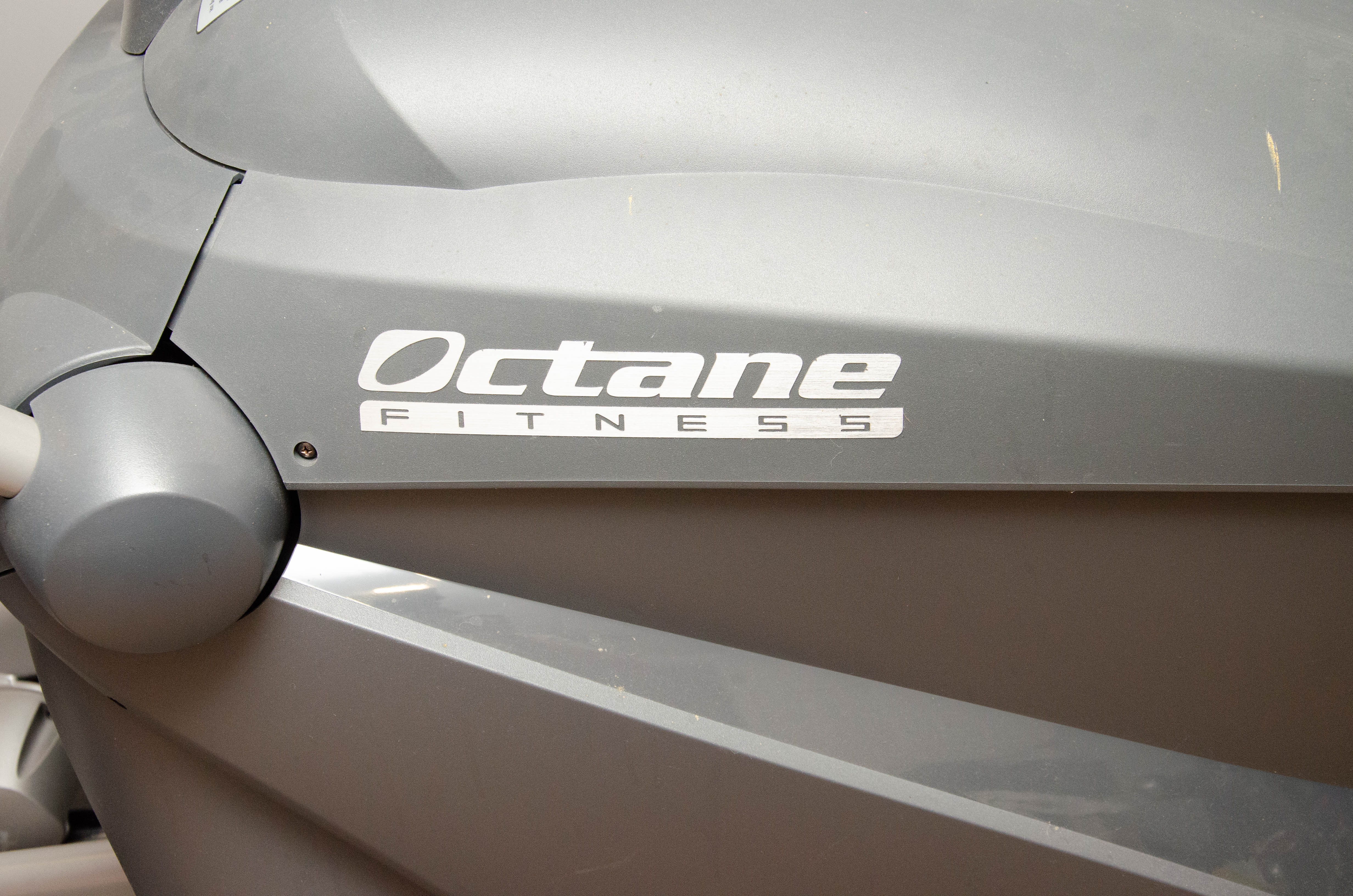 Octane Fitness "Q37" Elliptical Machine