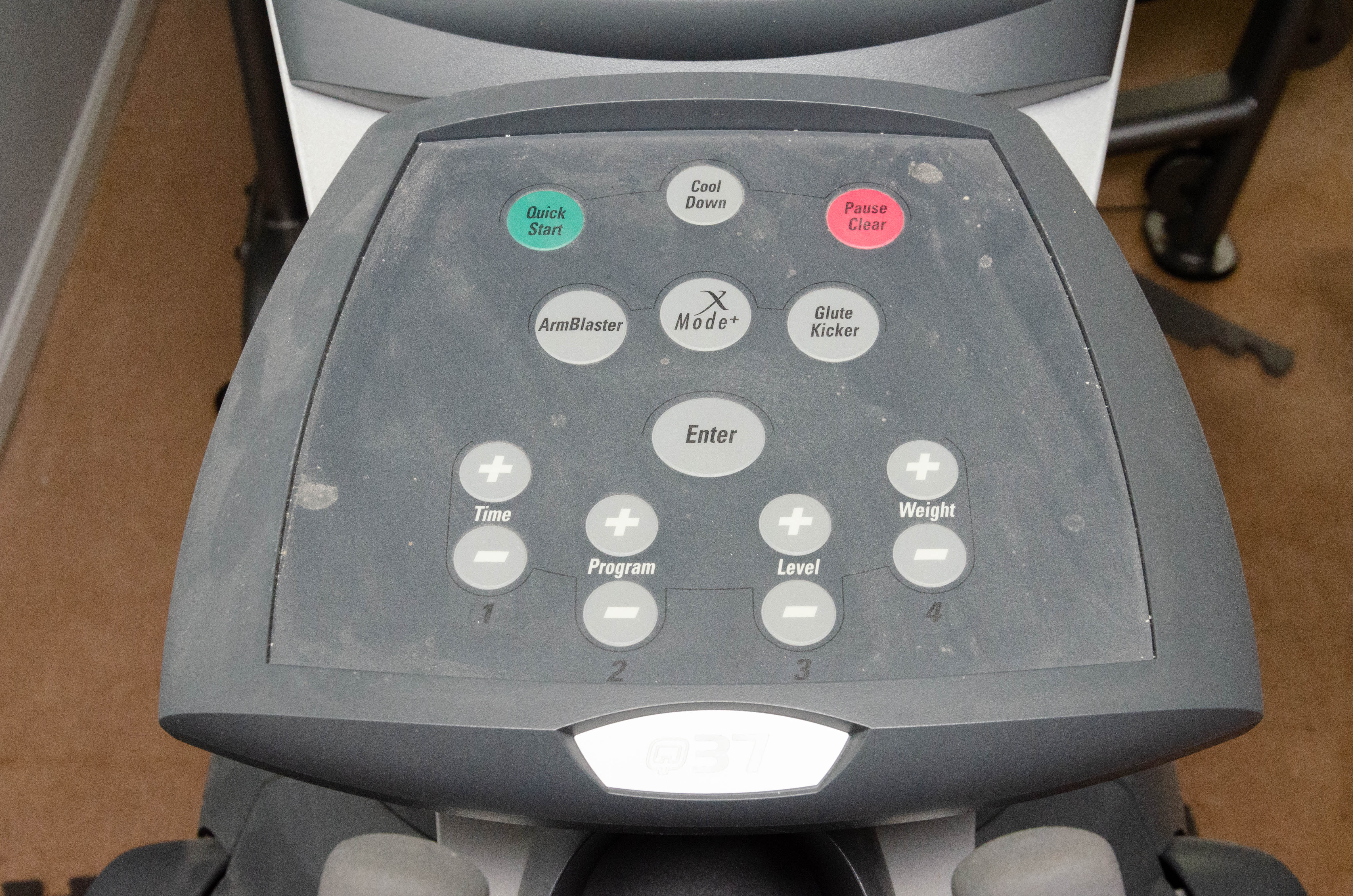 Octane Fitness "Q37" Elliptical Machine