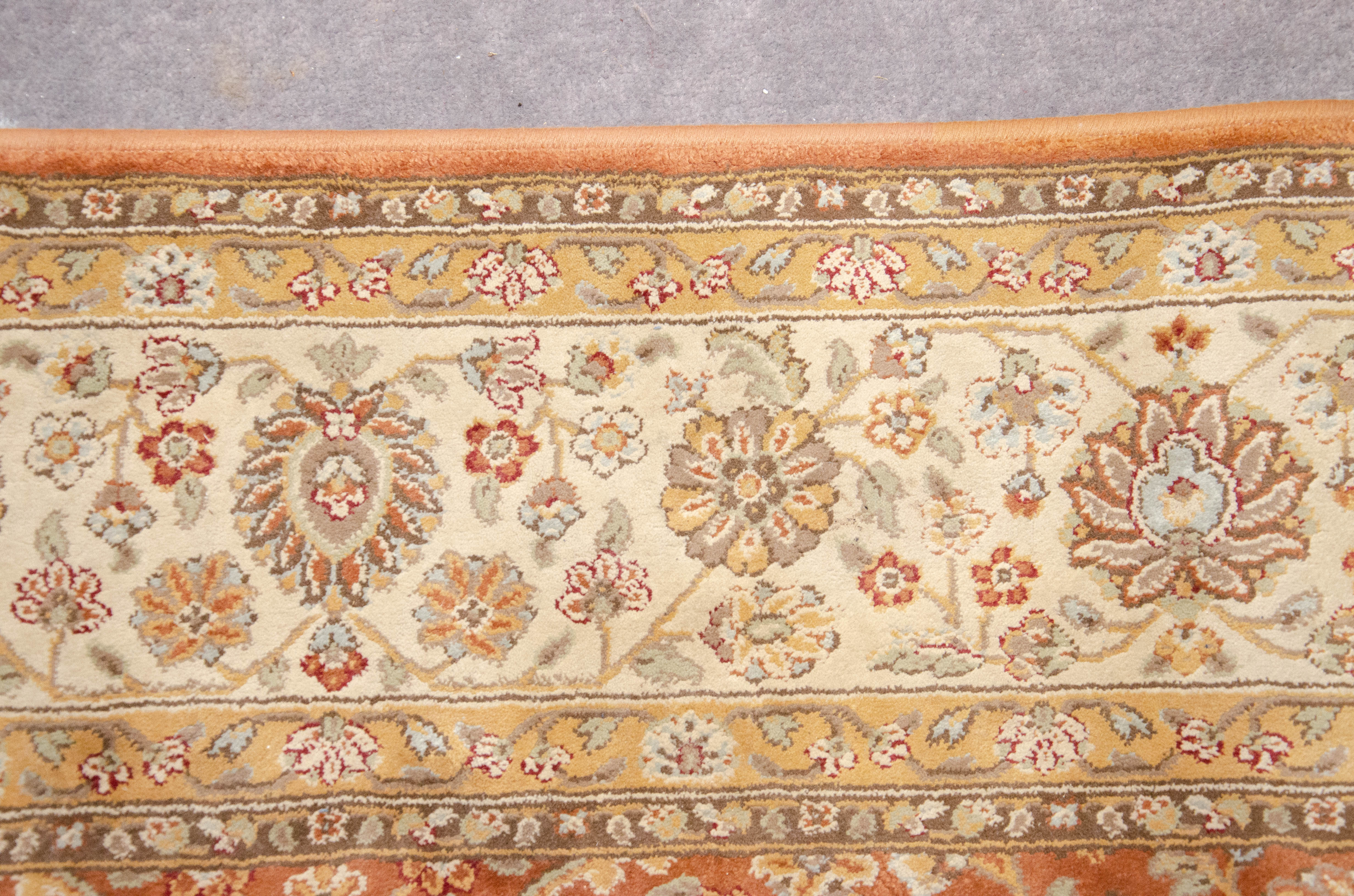 Machine-Made Marcella "Verona" Belgian Artificial Silk Area Rug