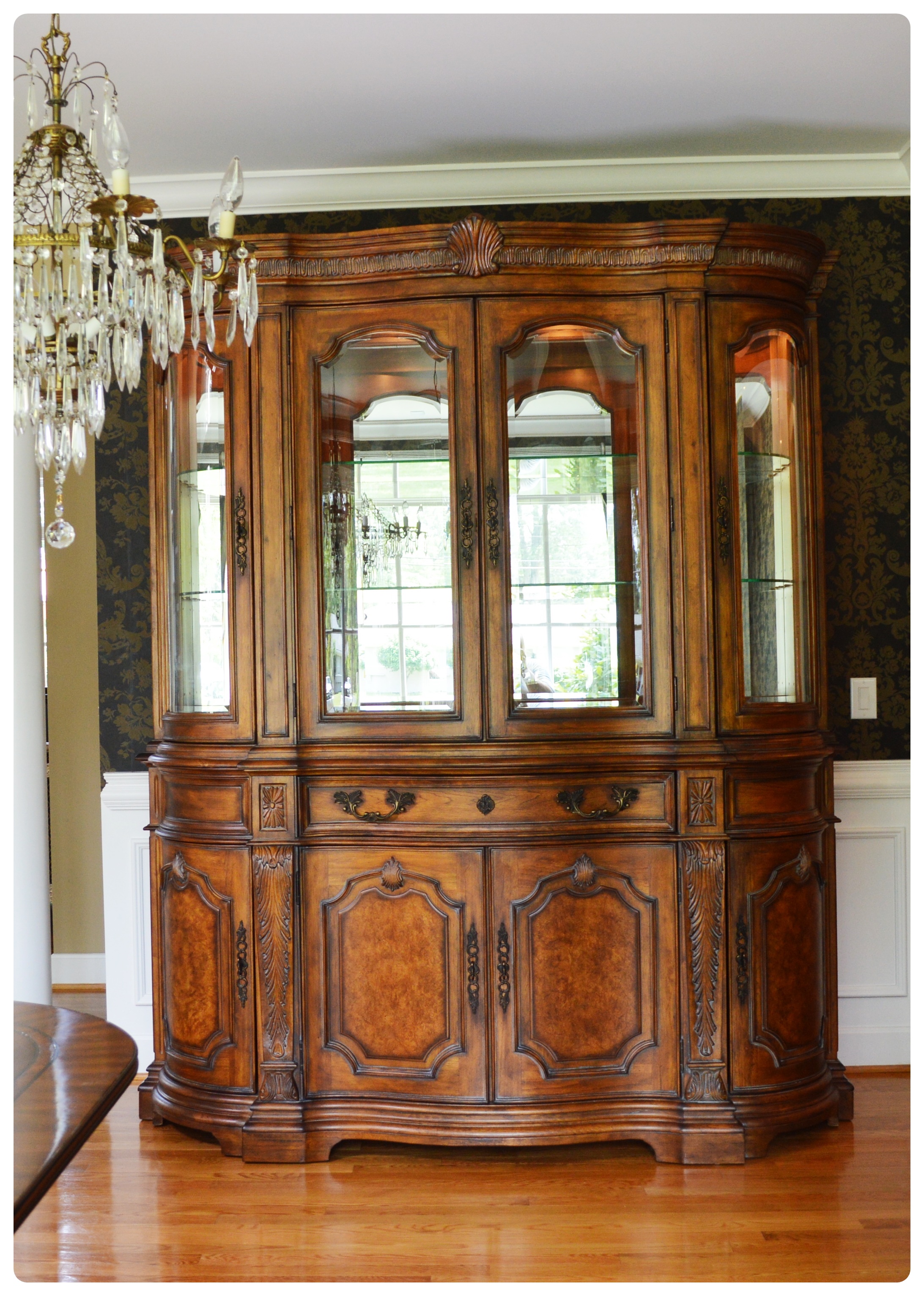 Drexel Heritage "Talavera Tuscan" Illuminated China Cabinet, Contemporary