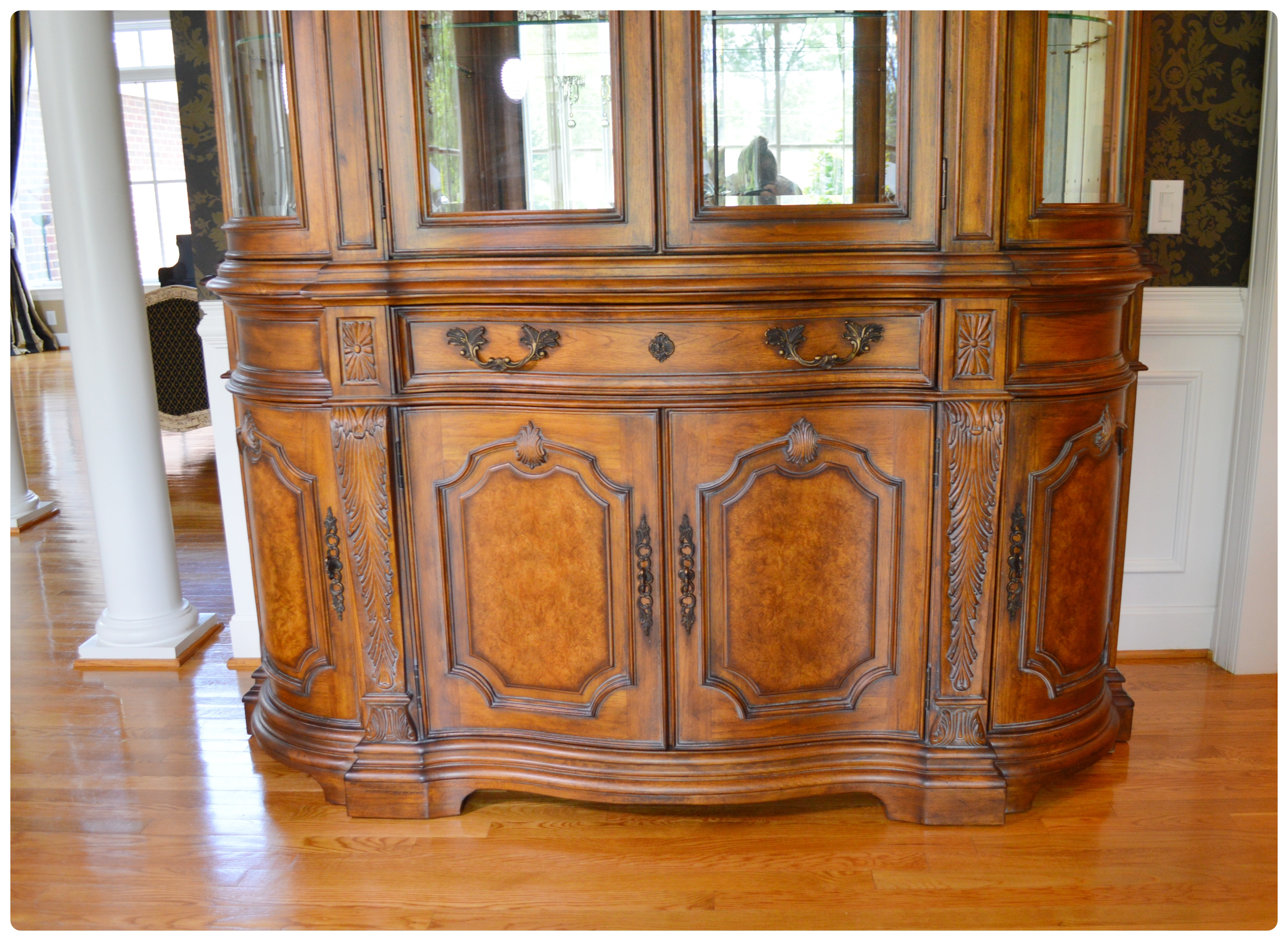 Drexel Heritage "Talavera Tuscan" Illuminated China Cabinet, Contemporary