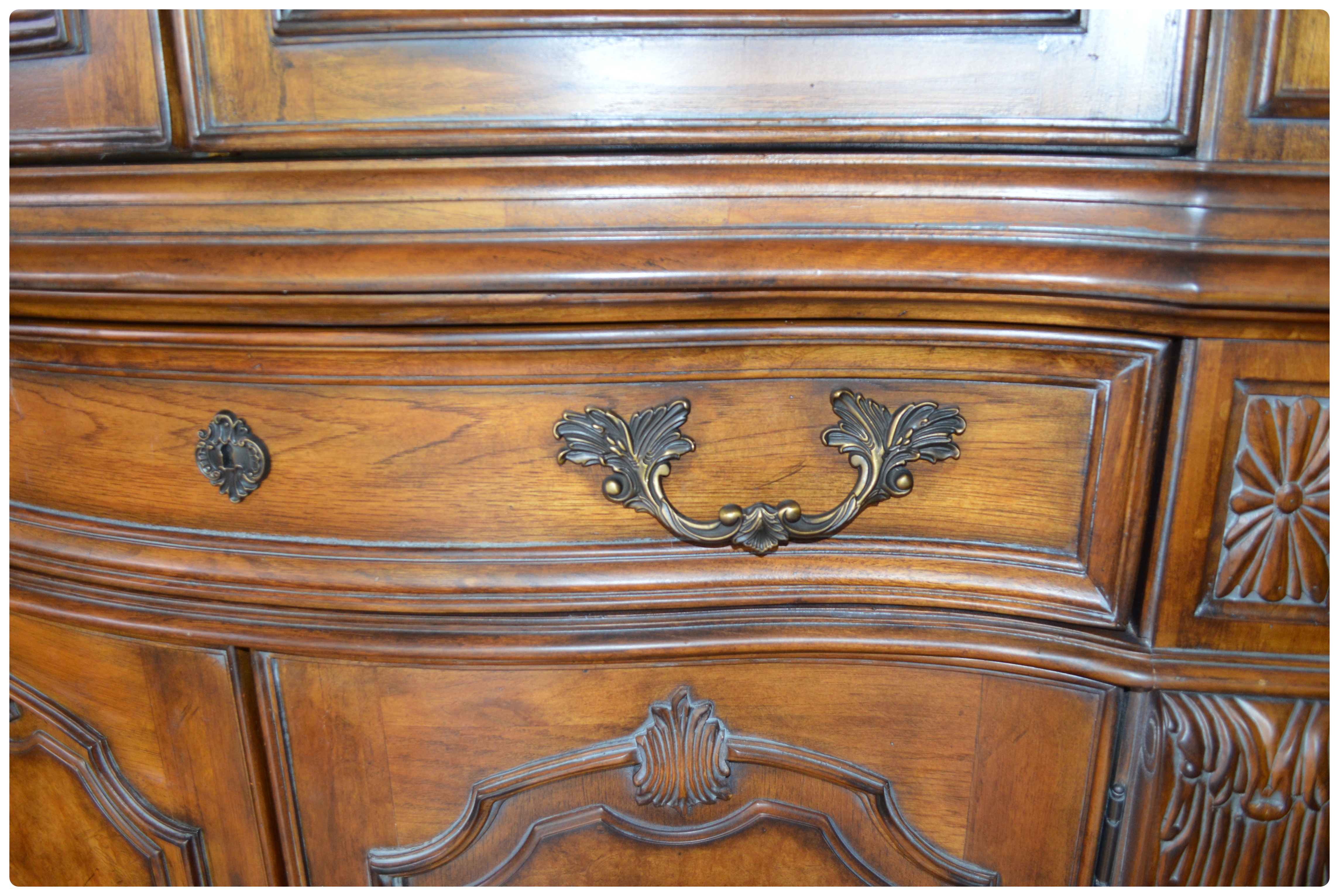 Drexel Heritage "Talavera Tuscan" Illuminated China Cabinet, Contemporary