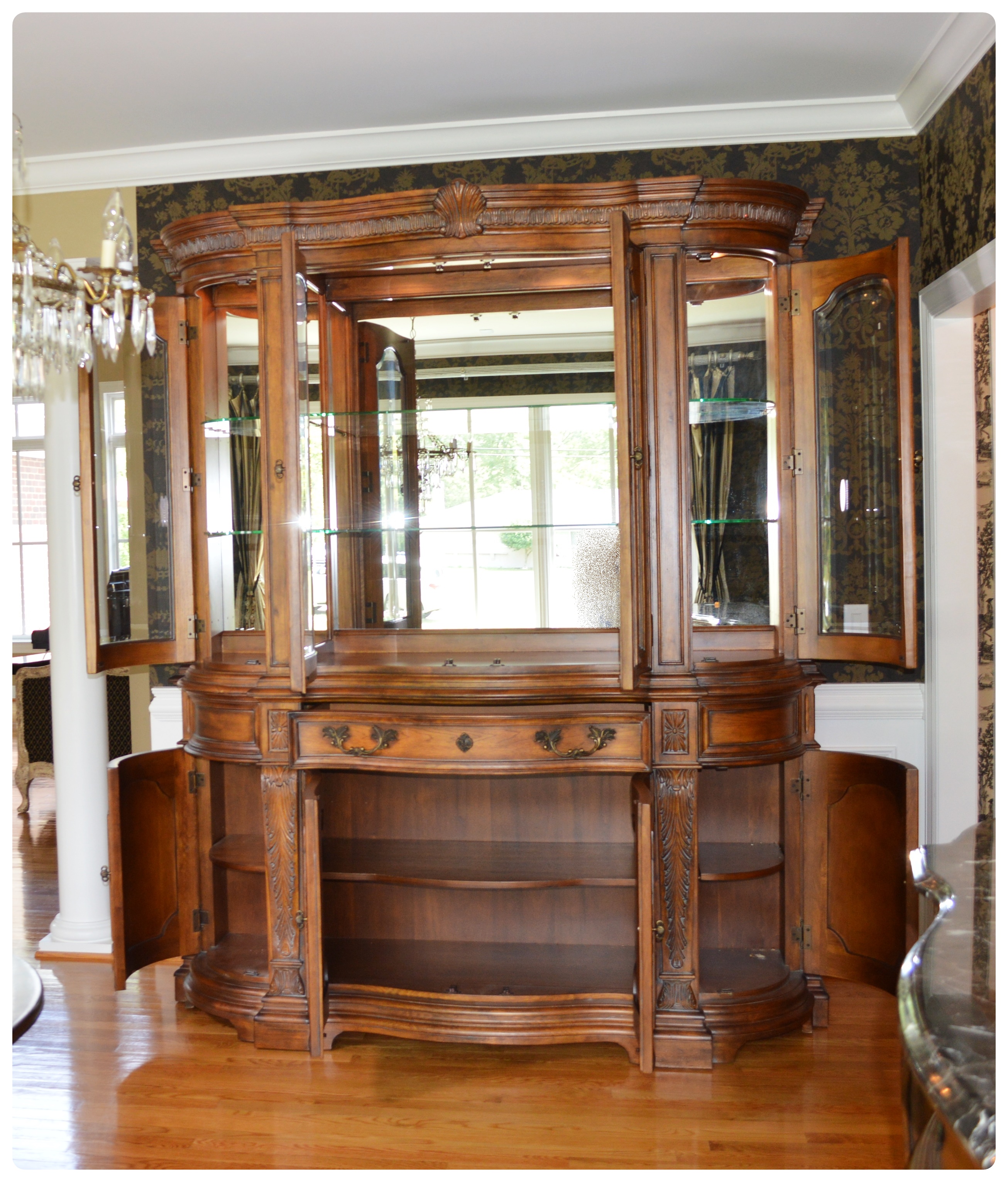 Drexel Heritage "Talavera Tuscan" Illuminated China Cabinet, Contemporary