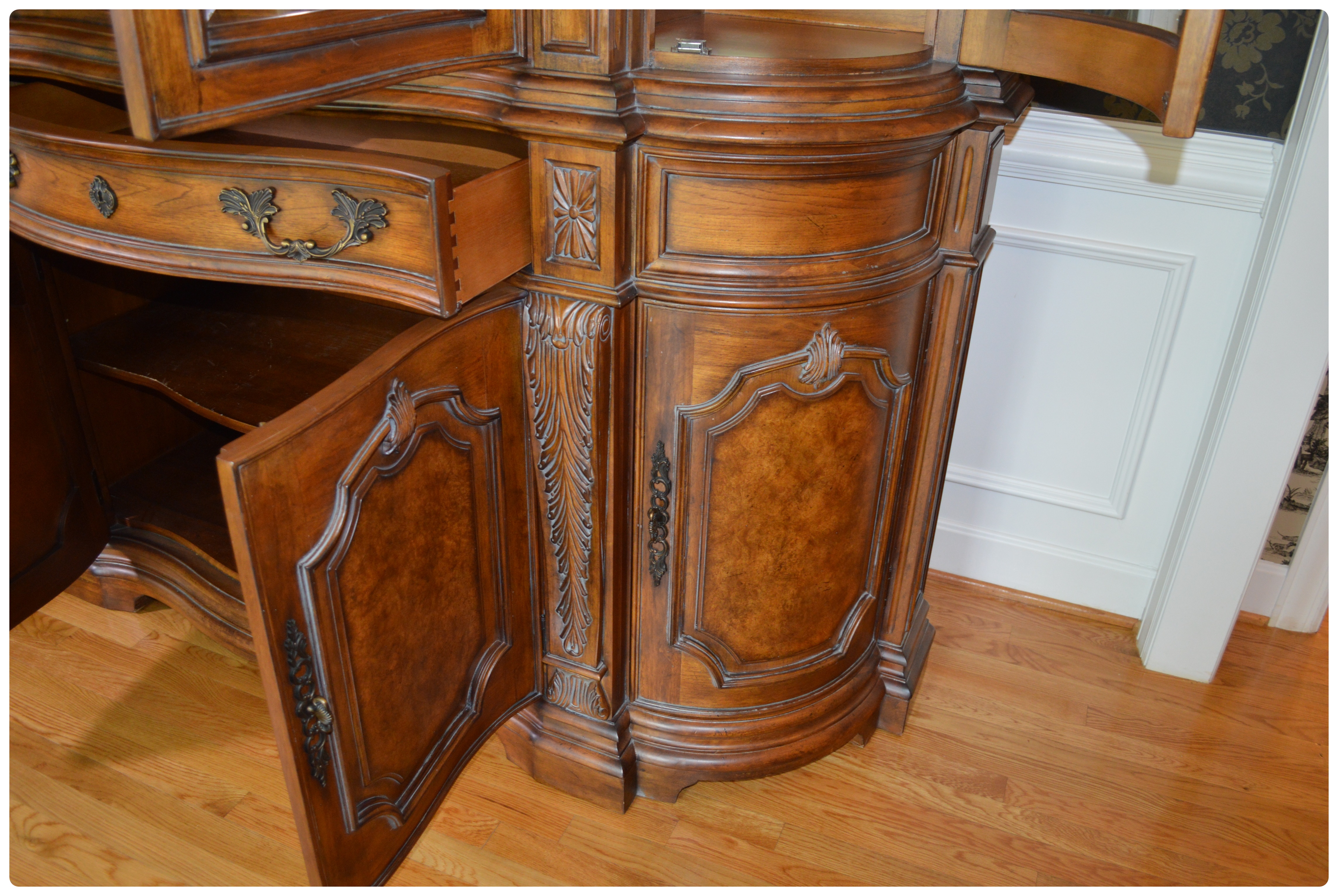 Drexel Heritage "Talavera Tuscan" Illuminated China Cabinet, Contemporary