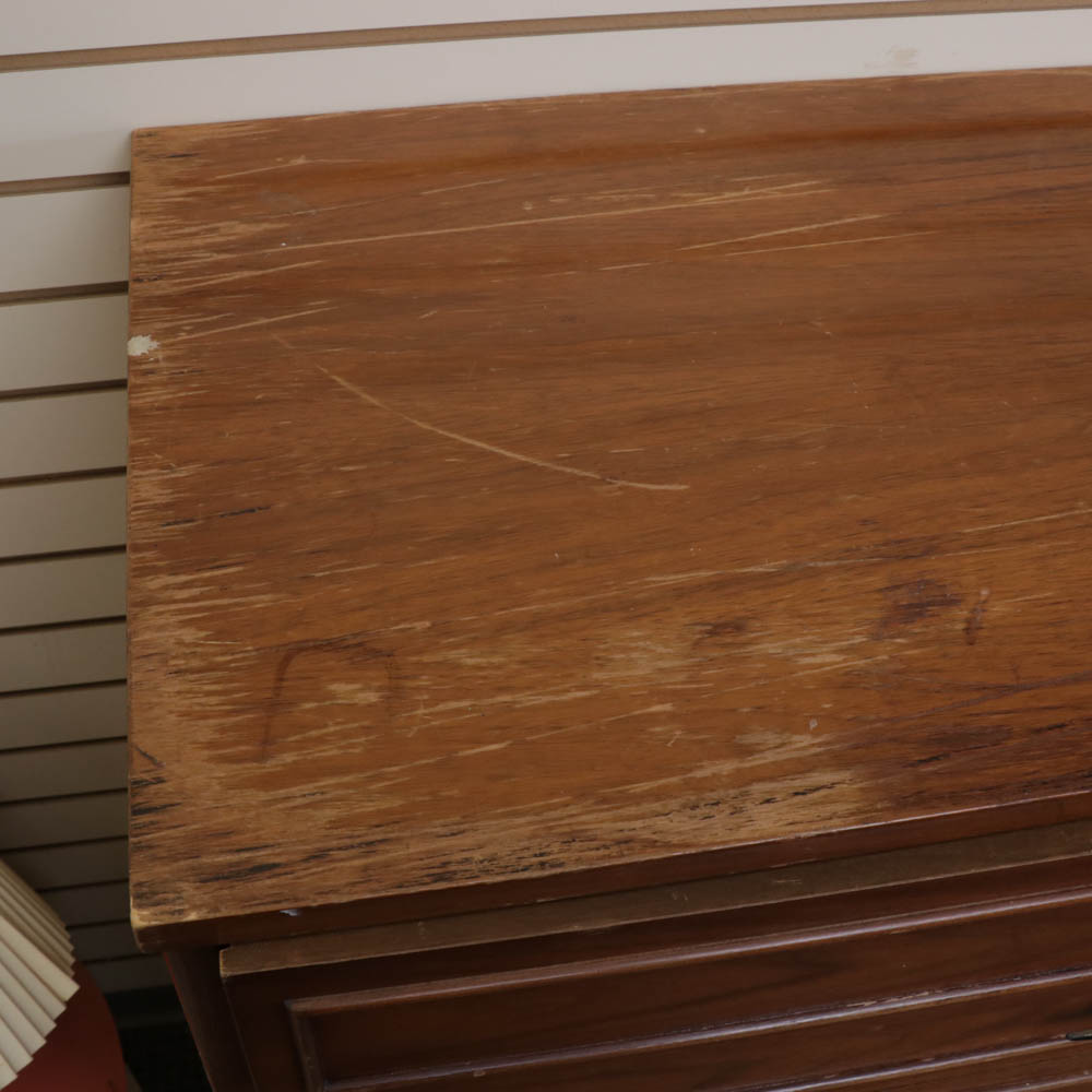 Mid Century Modern Dixie Furniture Chest of Drawers