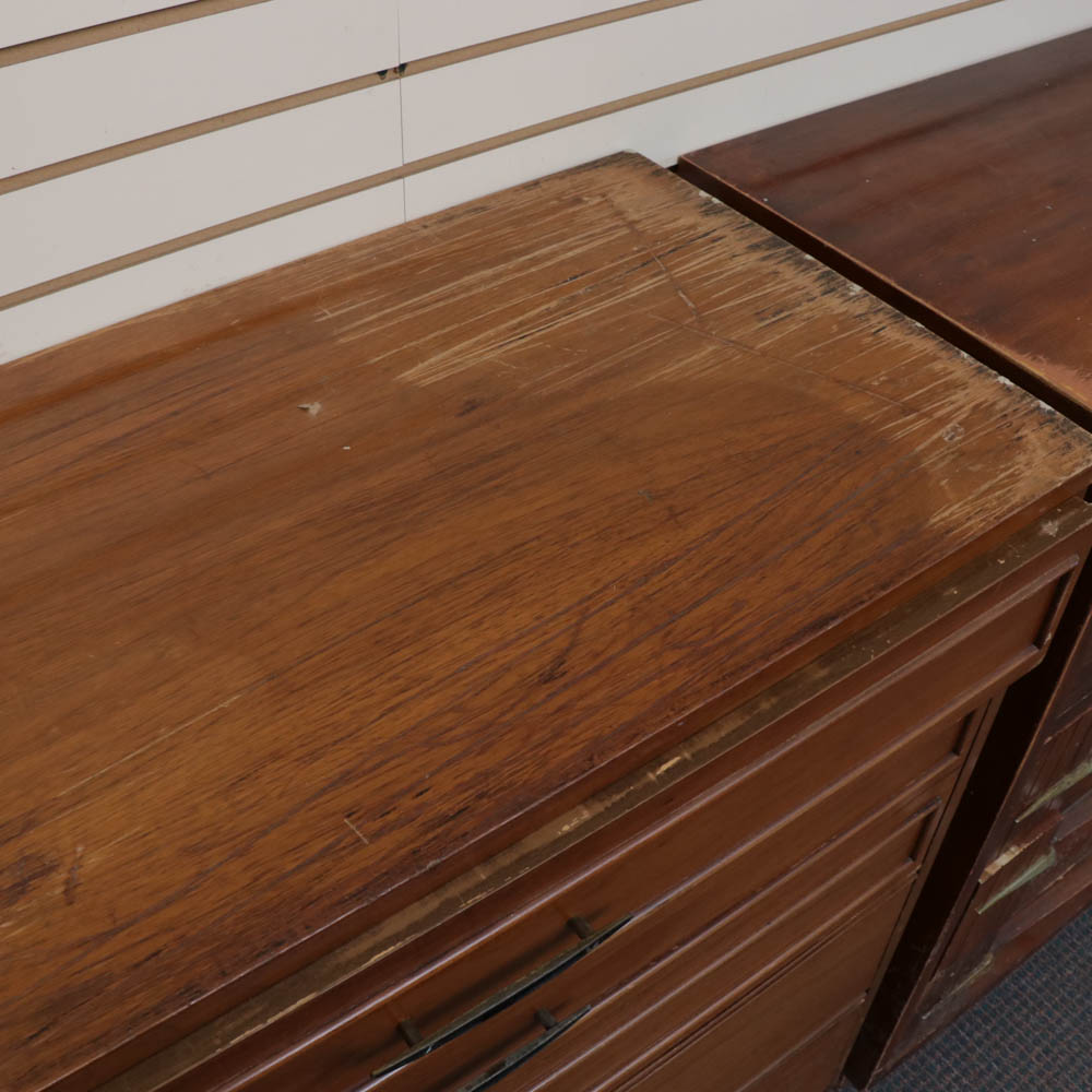 Mid Century Modern Dixie Furniture Chest of Drawers