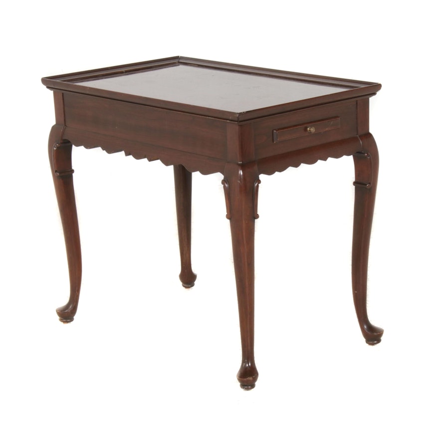 Ethan Allen Queen Anne Style Side Table, Late 20th Century