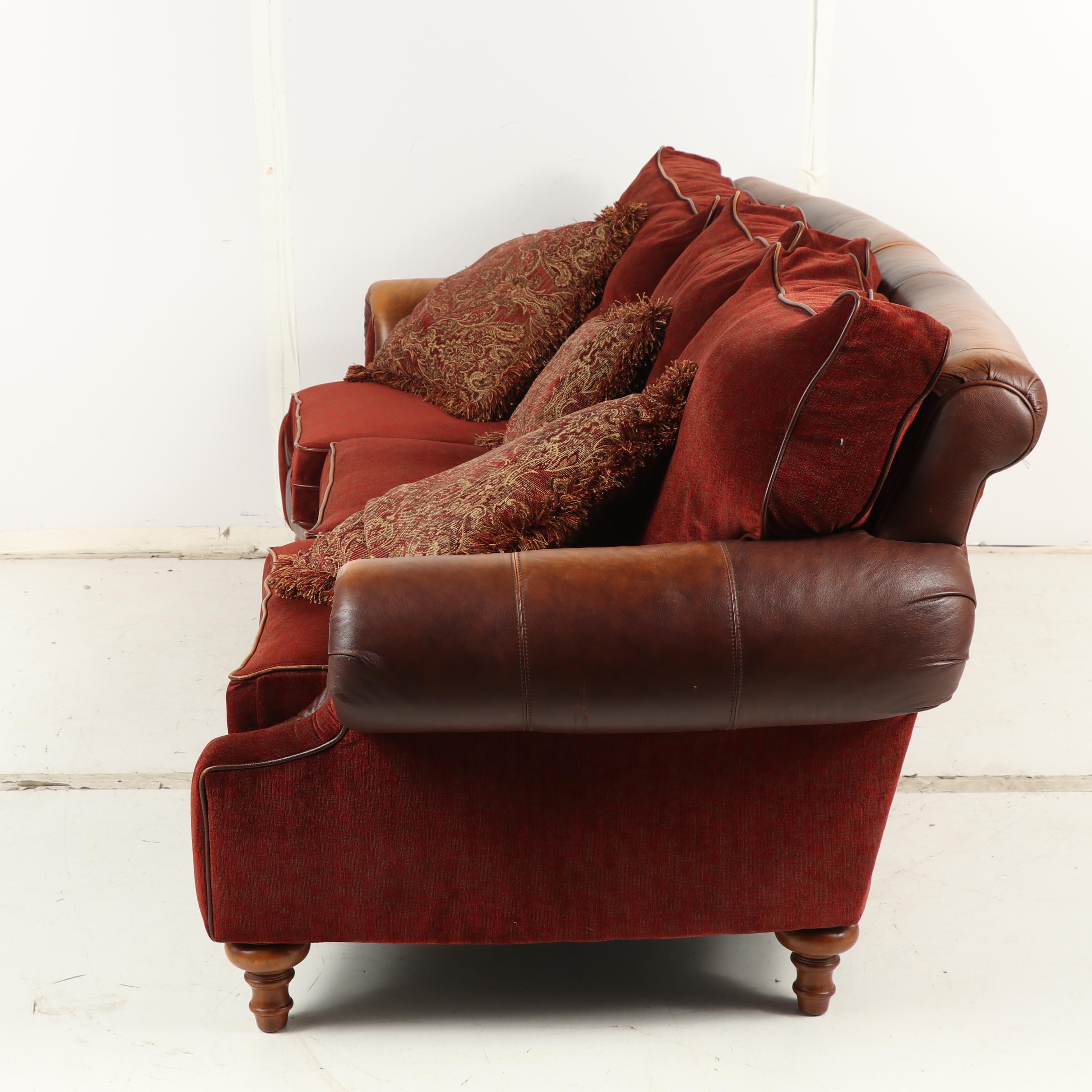 Contemporary Mayo Furniture Fabric and Leather Upholstered Sofa